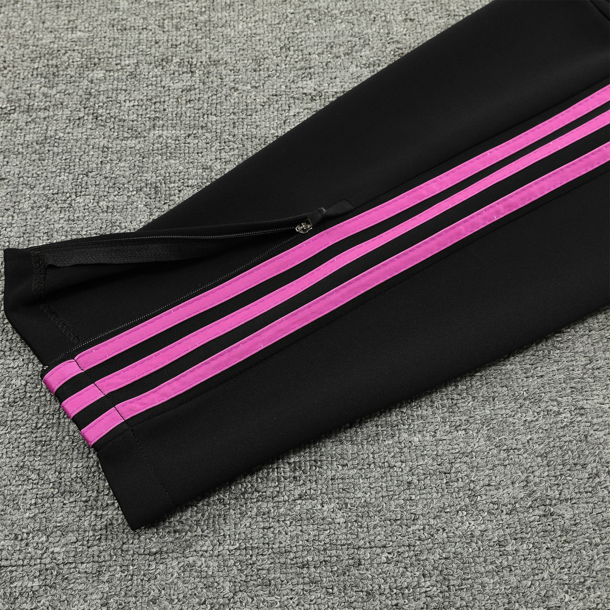 Bayern Munich 23-24 Jacket Training Tracksuit Black:football jersey mysite: unitedjerseyfootball 邓江浪:football