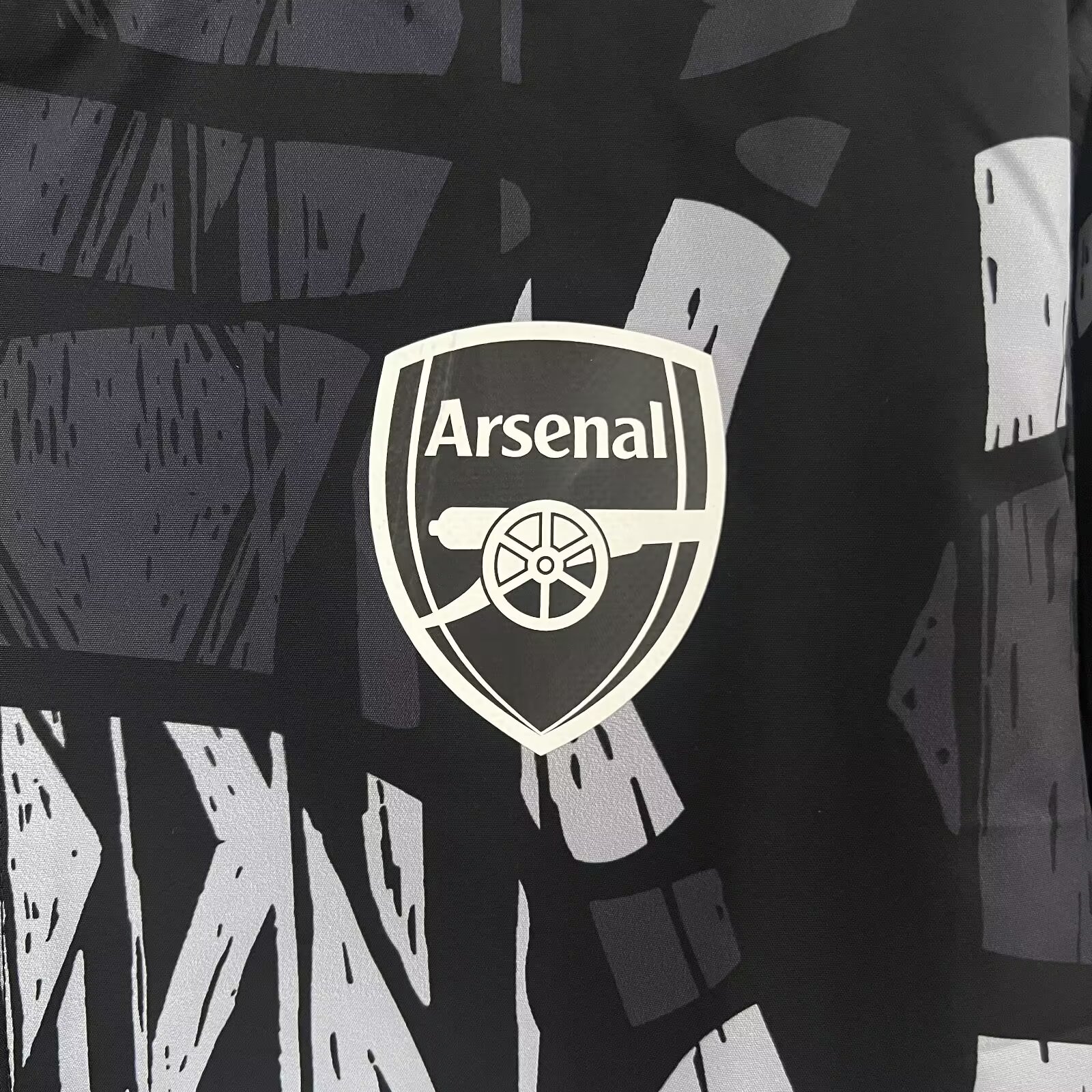 ManixJersey.com | Arsenal 24-25 Black Windbreaker Jacket -Customize Name, Number and Patch | Worldwide Shipping