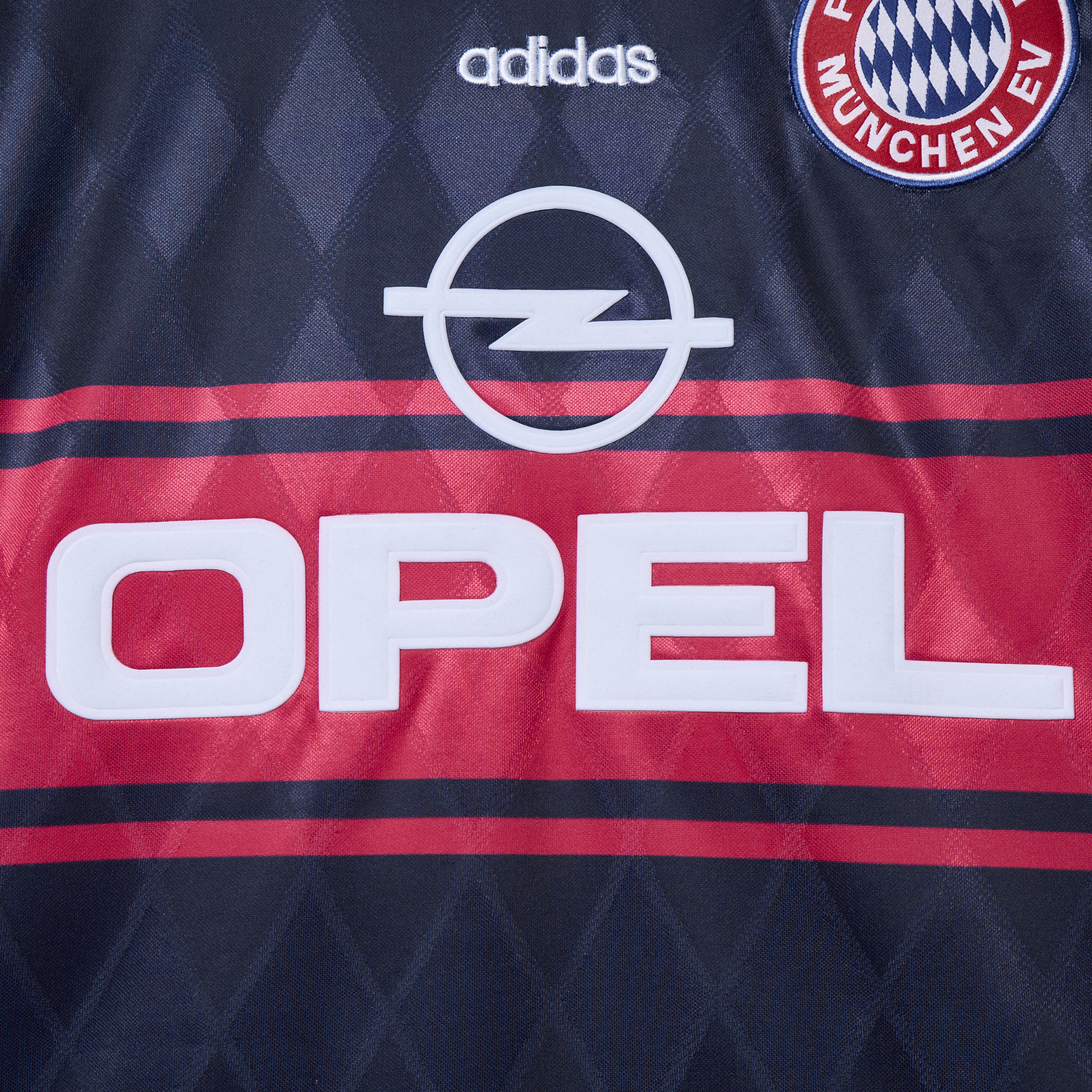 SIUjerseys-Retro Bayern Munich 1997-99 Home Stadium Jersey