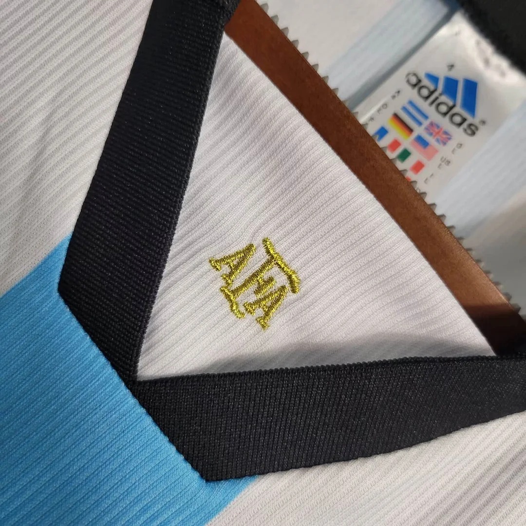 Higojerseys-Retro Argentina 1998 Home Stadium Jersey