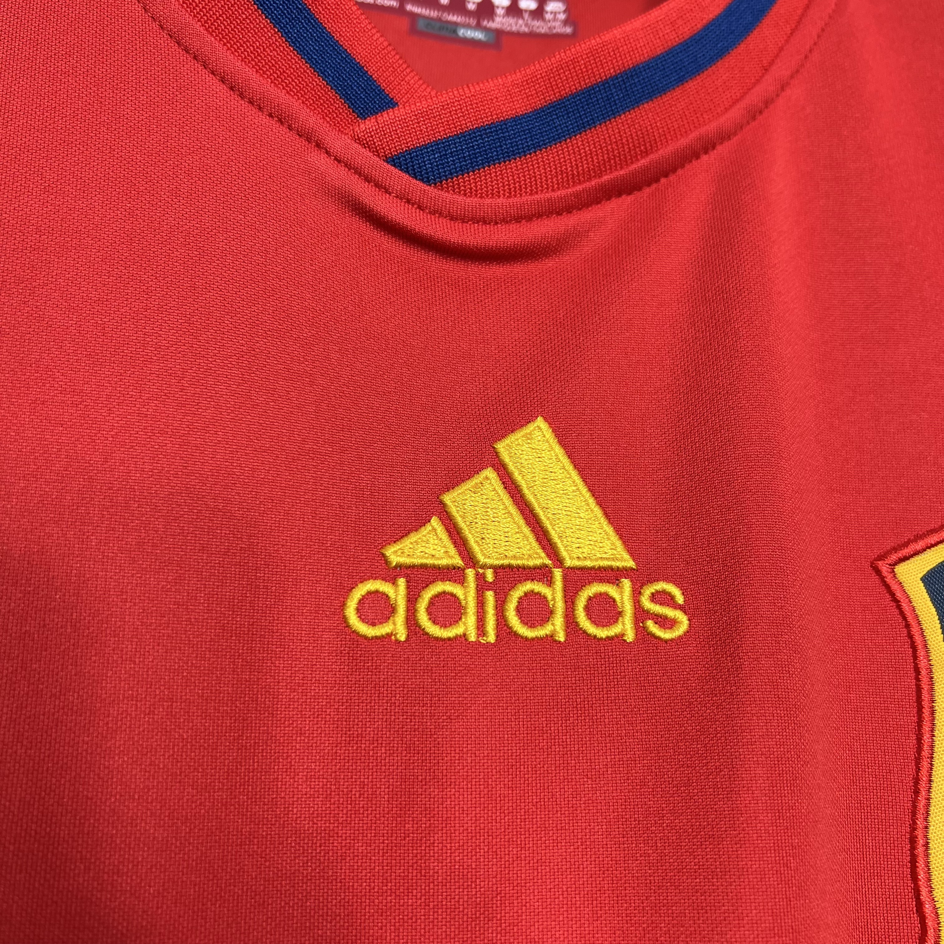 foot-Retro Spain 2010 Home Stadium Jersey