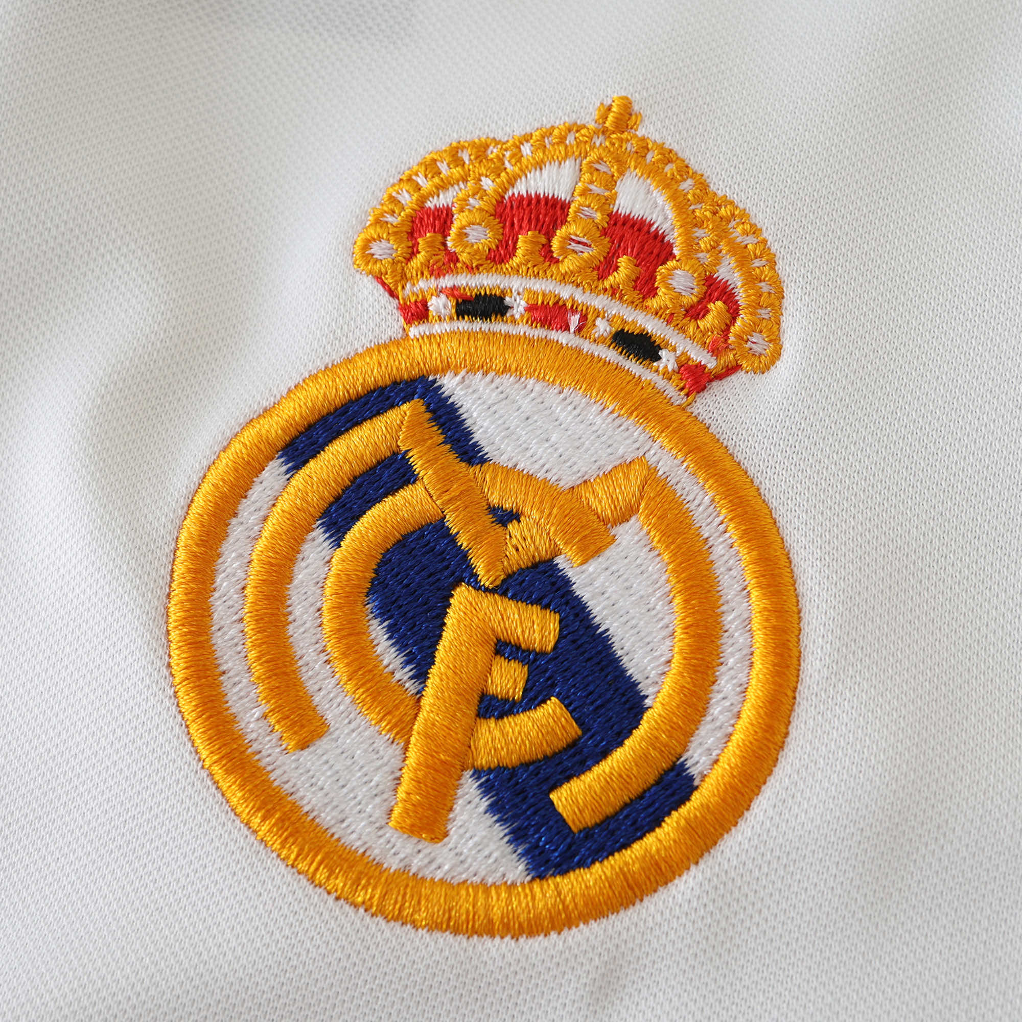JerseysGala.com | Retro Real Madrid 2001-02 Home Jersey -Customize Name, Number and Patch | Worldwide Shipping