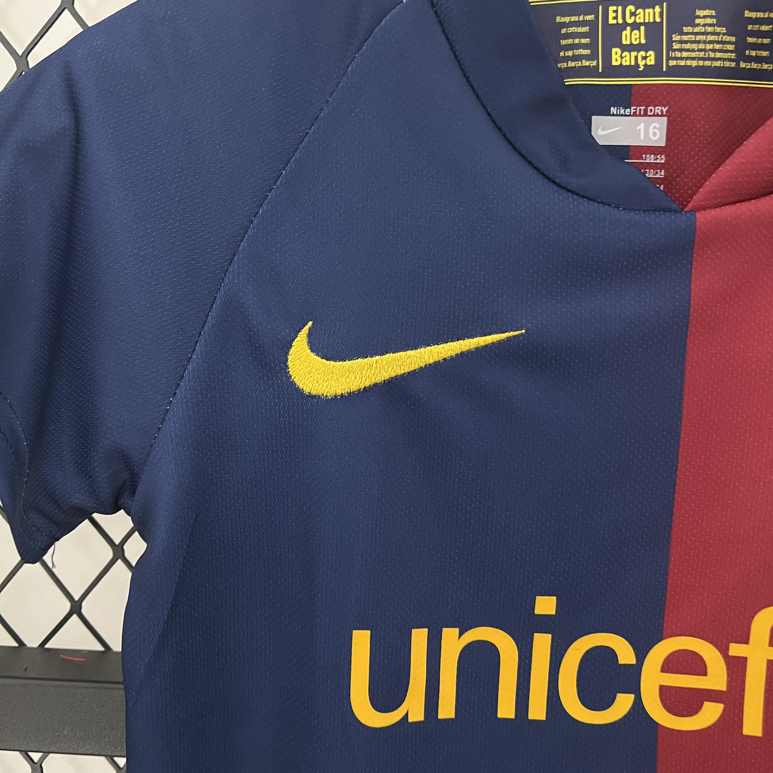 ManixJersey.com | Retro Barcelona 2008-09 Home Stadium Kids Kit -Customize Name, Number and Patch | Worldwide Shipping