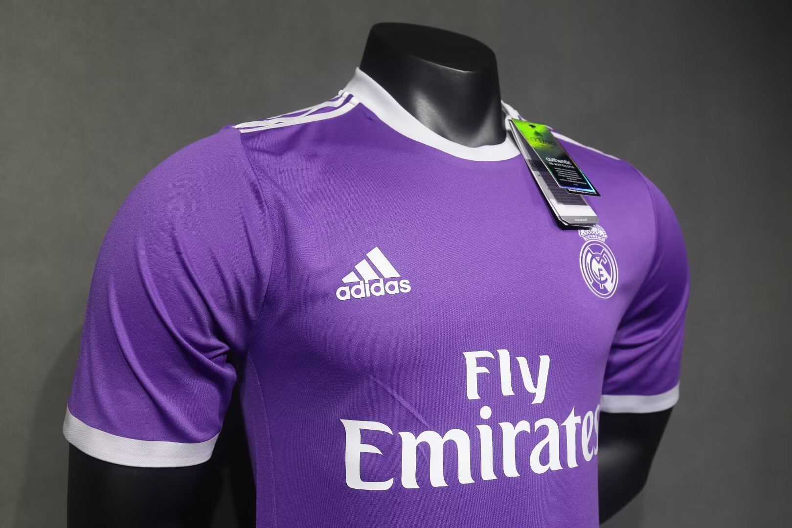 16-17 Real Madrid away soccer jersey-Retro version （Player Version）: Ajax 24-25 Home Stadium Jersey - Fans Version : Adidas luxuryfootballshirts.com: https://www.luxuryfootballshirts.com/