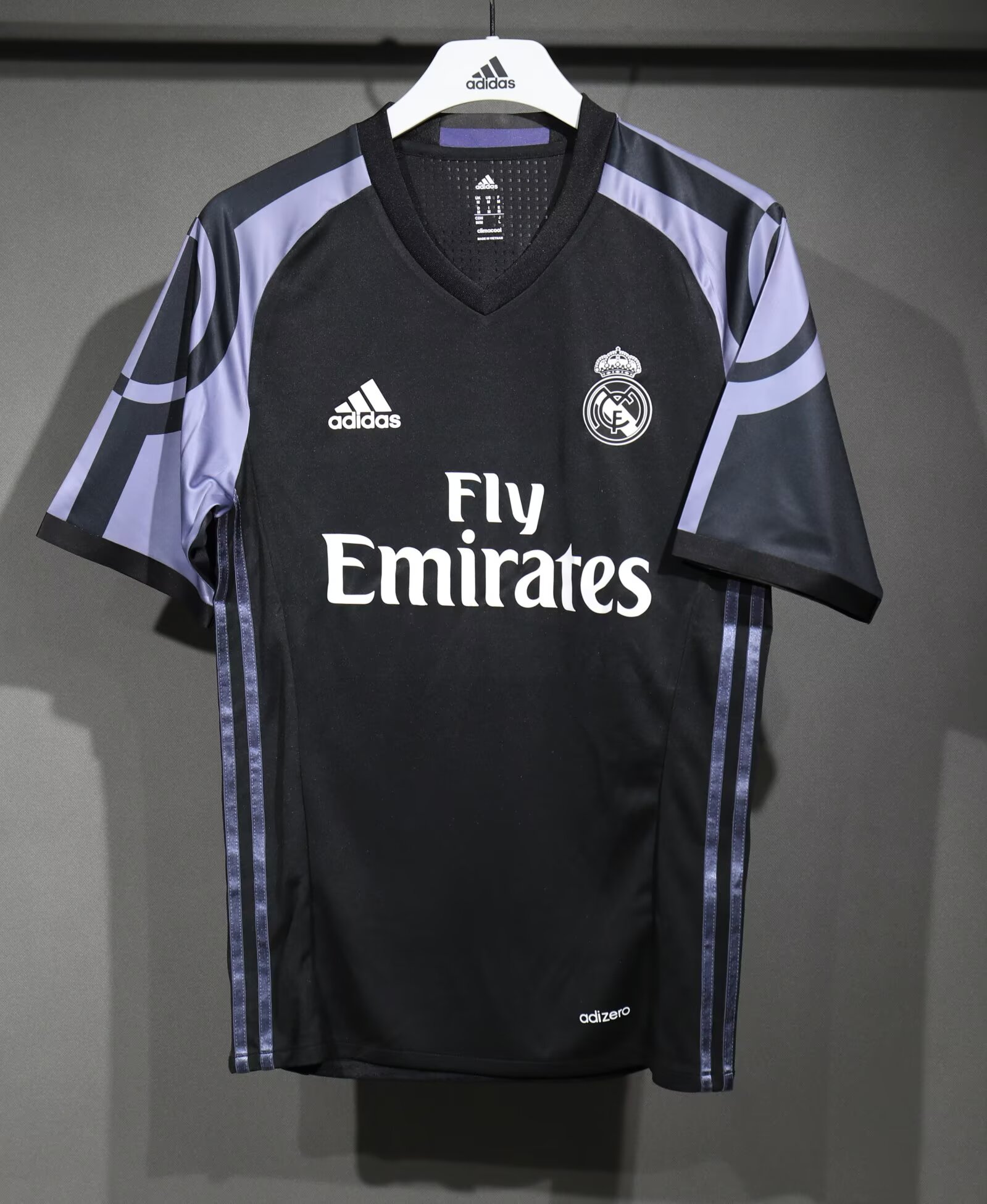 16-17 Real Madrid Second Away soccer jersey-Retro version (Retro version): Ajax 24-25 Home Stadium Jersey - Fans Version : Adidas luxuryfootballshirts.com: https://www.luxuryfootballshirts.com/