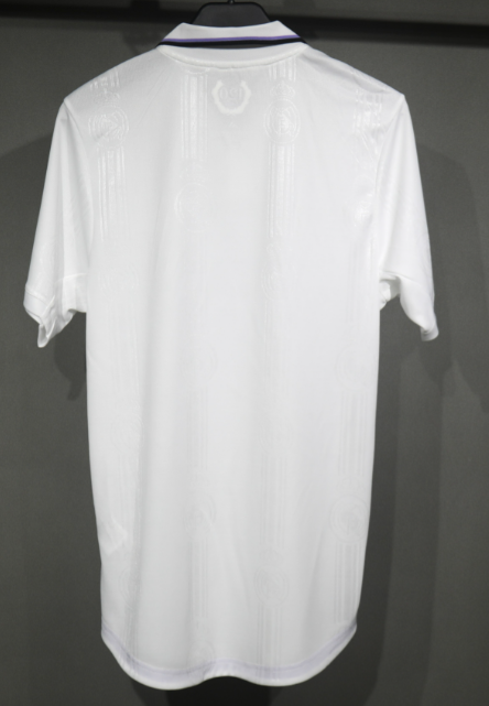 22-23 Real Madrid Home soccer jersey-Retro version （Player Version）: Ajax 24-25 Home Stadium Jersey - Fans Version : Adidas luxuryfootballshirts.com: https://www.luxuryfootballshirts.com/