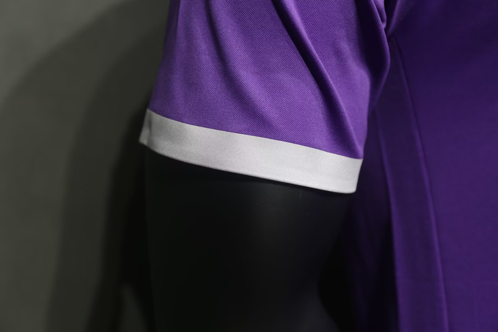 16-17 Real Madrid away soccer jersey-Retro version （Player Version）: Ajax 24-25 Home Stadium Jersey - Fans Version : Adidas luxuryfootballshirts.com: https://www.luxuryfootballshirts.com/