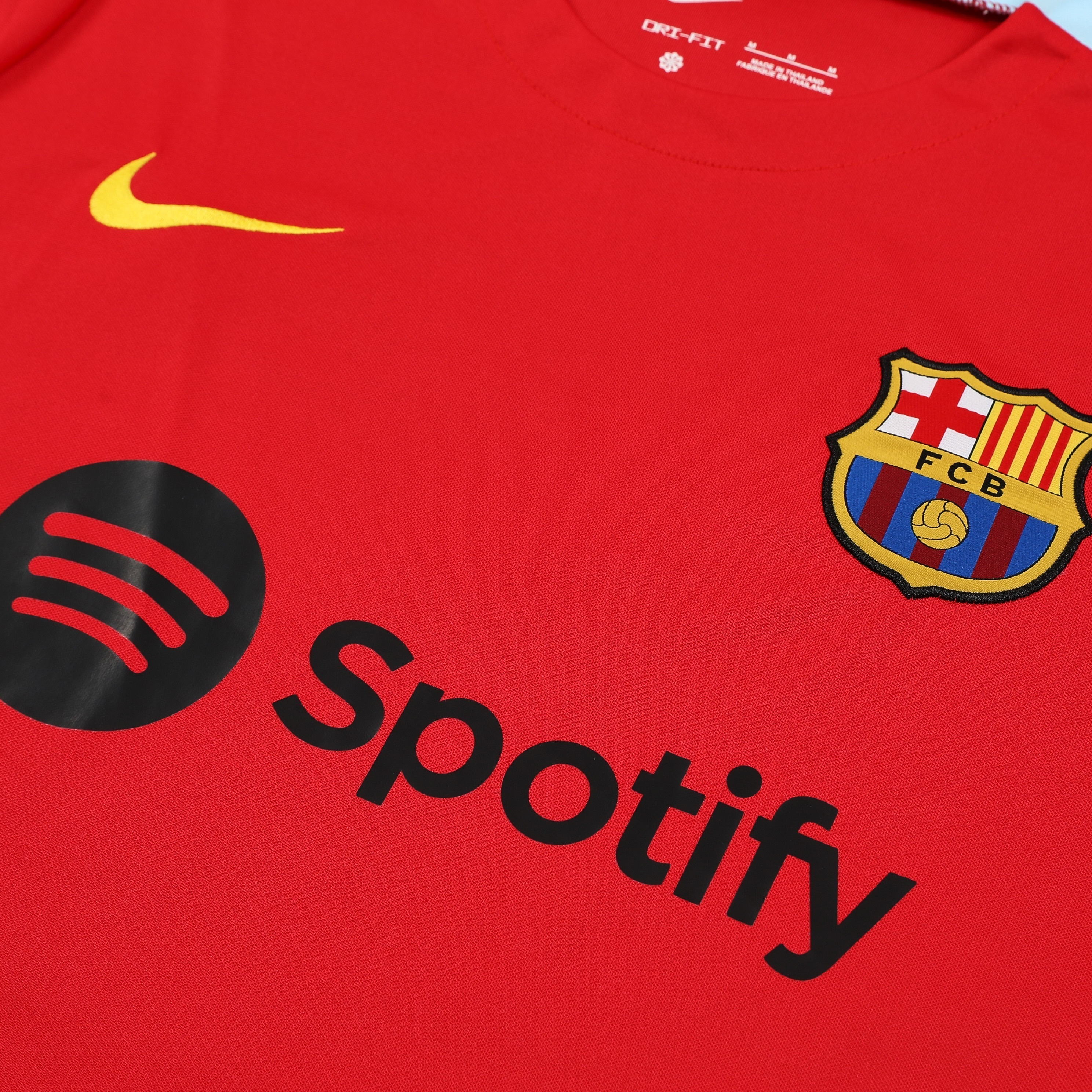 ManixJersey.com | Barcelona 24-25 Short-Sleeve Training Set - Red Top & Black Shorts -Customize Name, Number and Patch | Worldwide Shipping