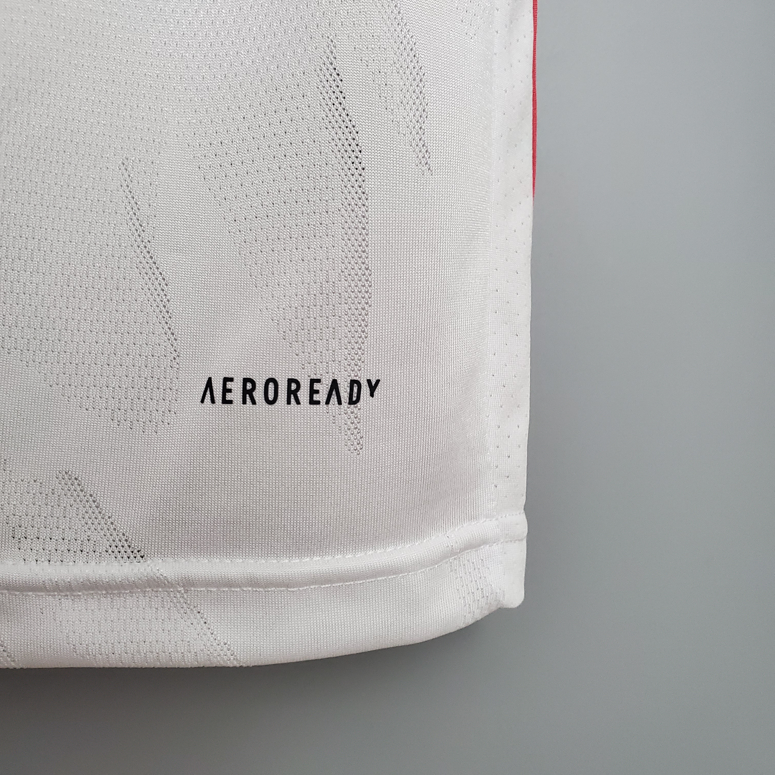 ManixJersey.com | Retro Real Madrid 20-21 Home Stadium Jersey -Customize Name, Number and Patch | Worldwide Shipping