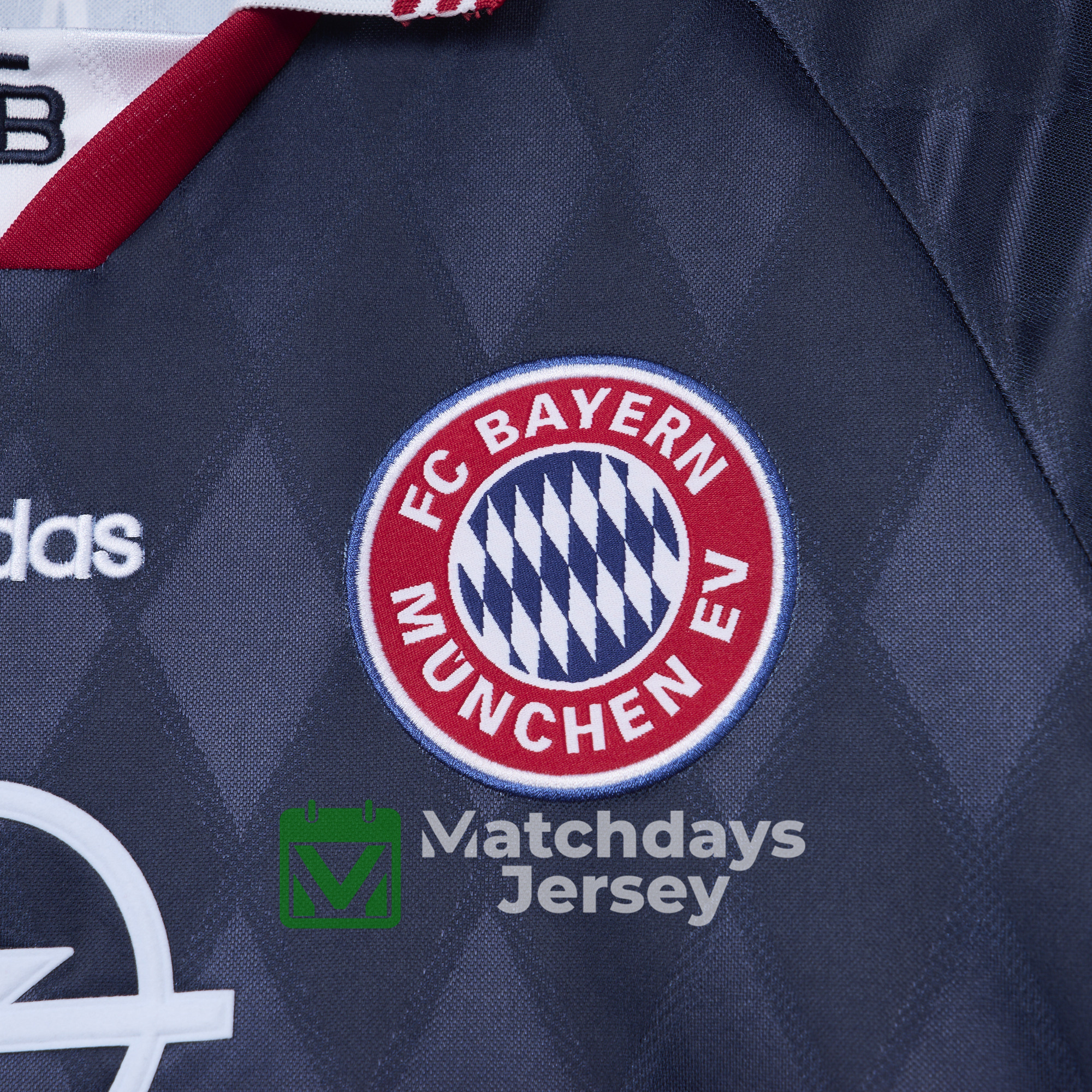 GlobeJersey-Retro Bayern Munich 1997-99 Home Long Jersey