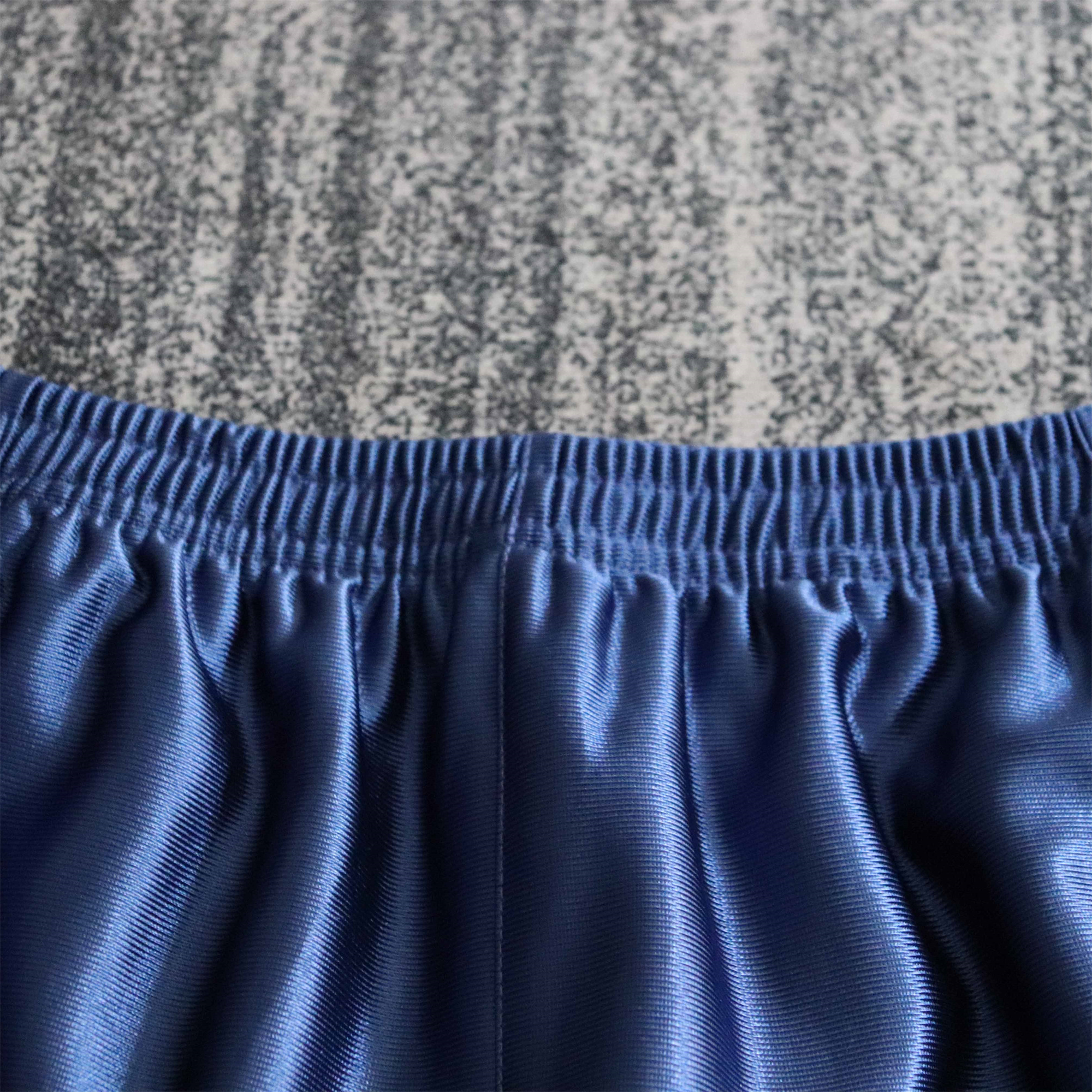 ManixJersey.com | Retro Real Madrid 1998-00 Third Kids Kit -Customize Name, Number and Patch | Worldwide Shipping