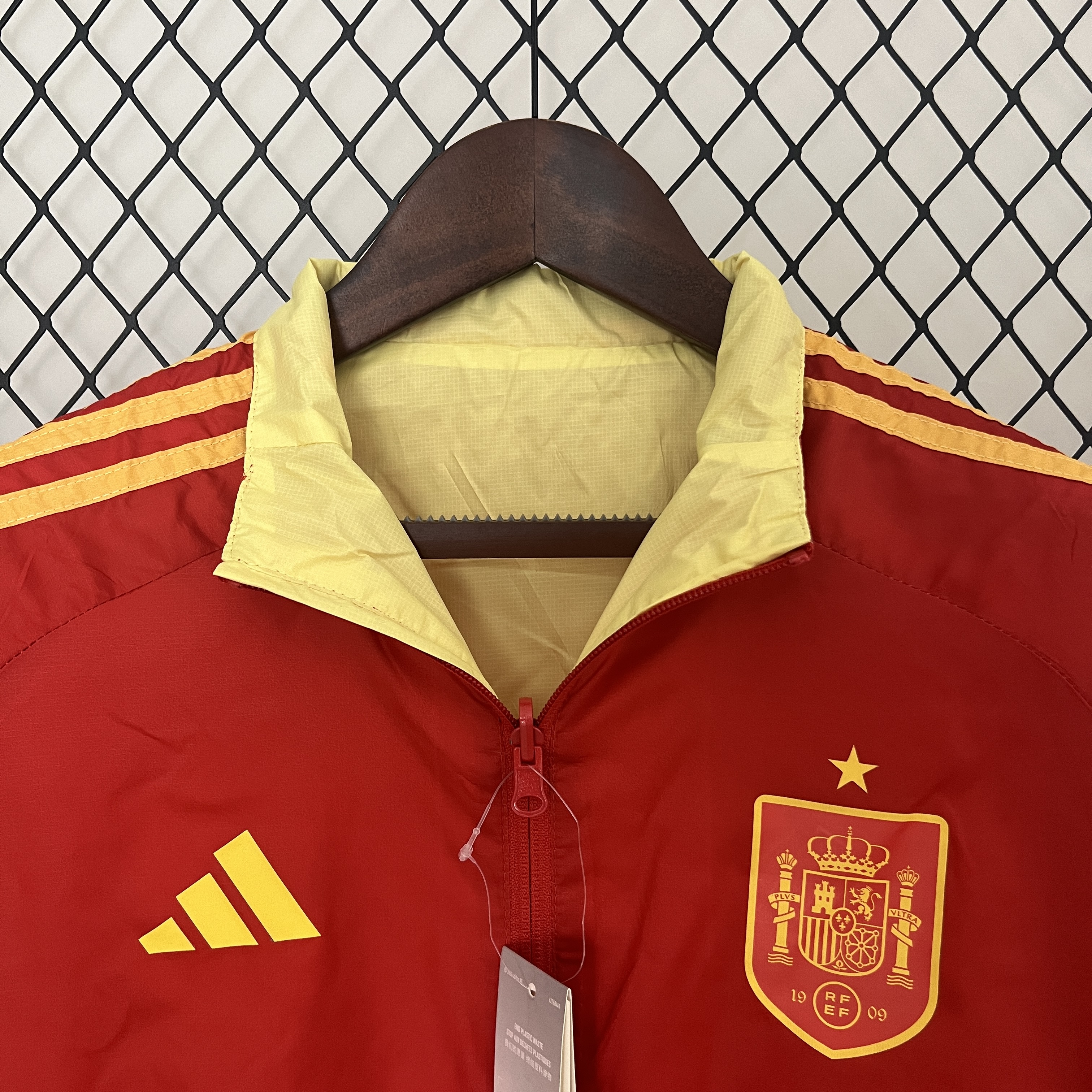 SIUjerseys-Spain 2024 Double Sided Reversible Windbreaker - Red & Yellow