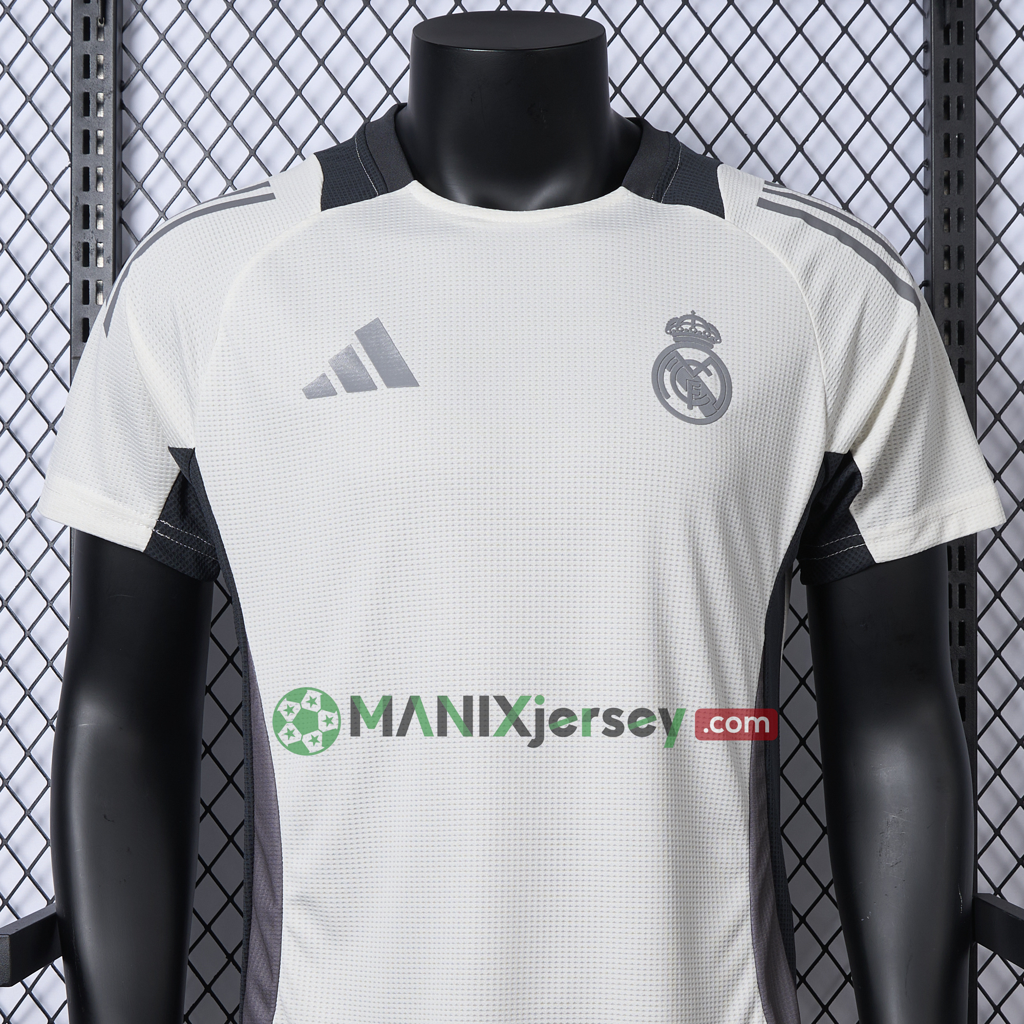 ManixJersey.com | Real Madrid 24-25 White Training Jersey - Player Version -Customize Name, Number and Patch | Worldwide Shipping