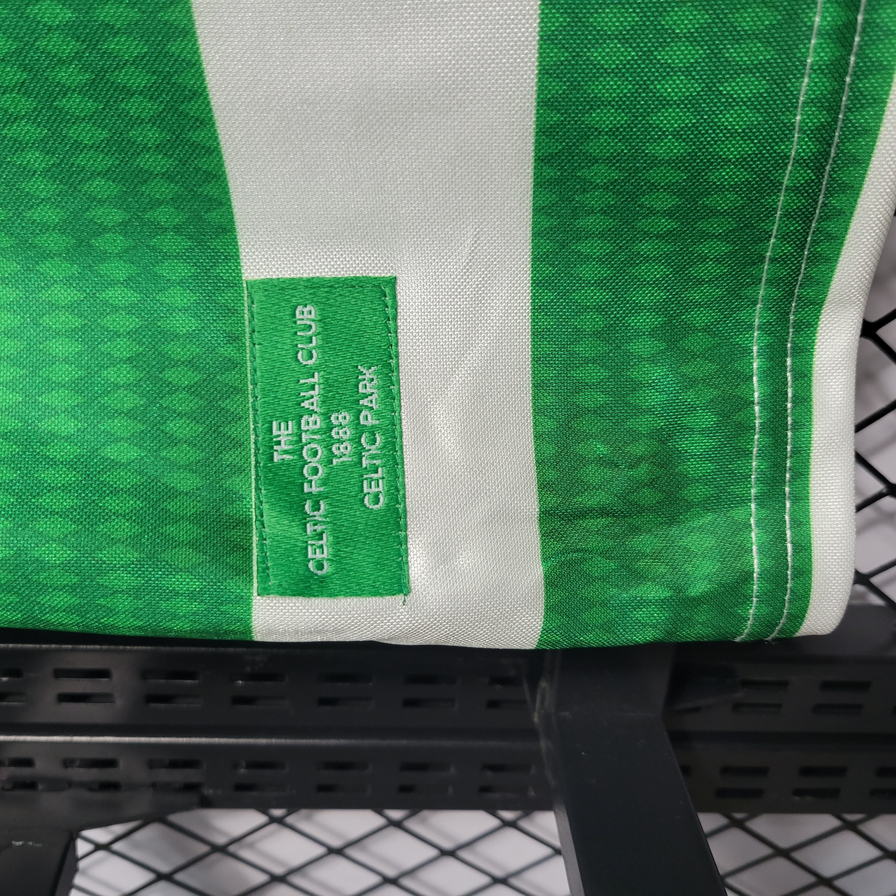 foot-Retro Celtic 1998-99 Home Stadium Jersey