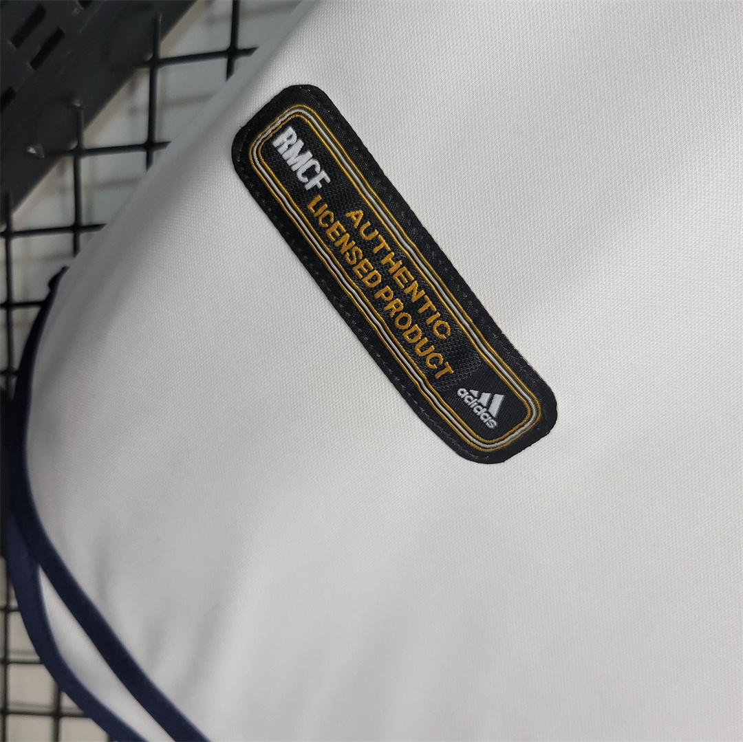 ManixJersey.com | Retro Real Madrid 00-01 Home Stadium Jersey -Customize Name, Number and Patch | Worldwide Shipping