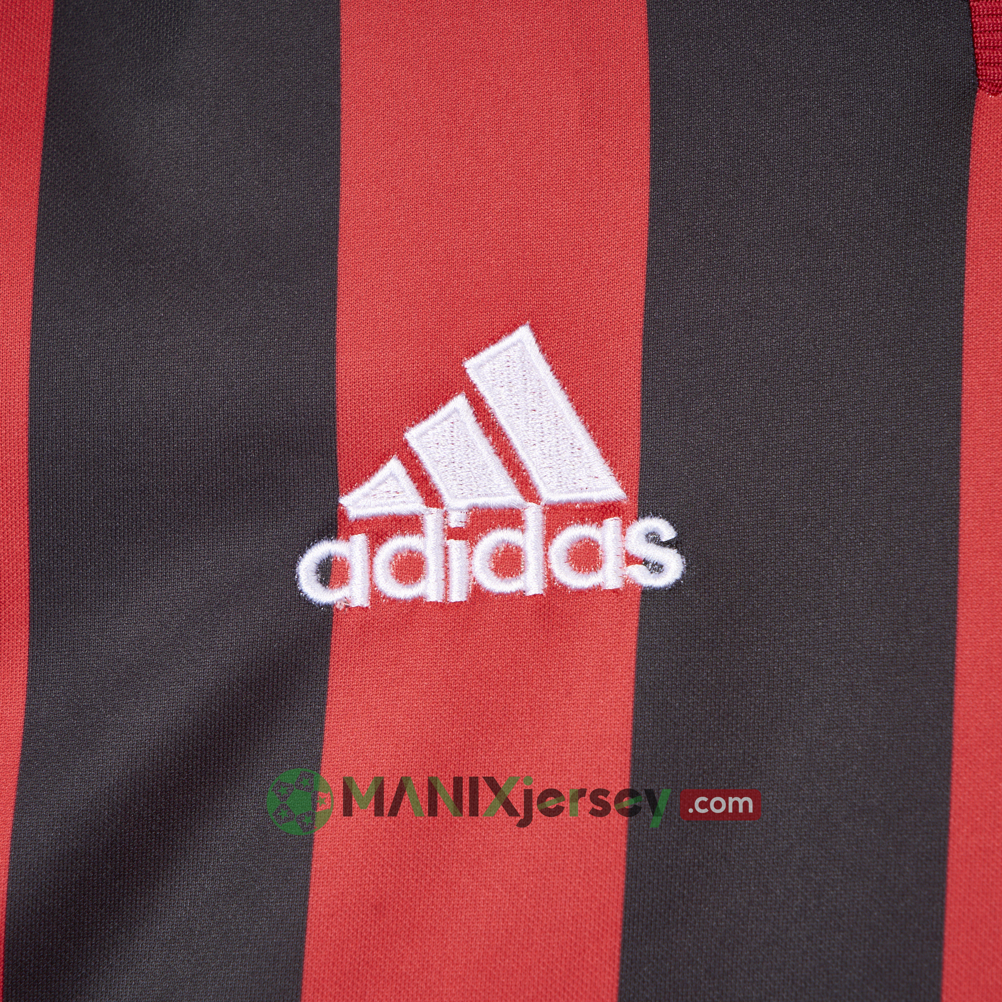 ManixJersey.com | Retro Bayer 04 Leverkusen 2001-02 Home Jersey -Customize Name, Number and Patch | Worldwide Shipping