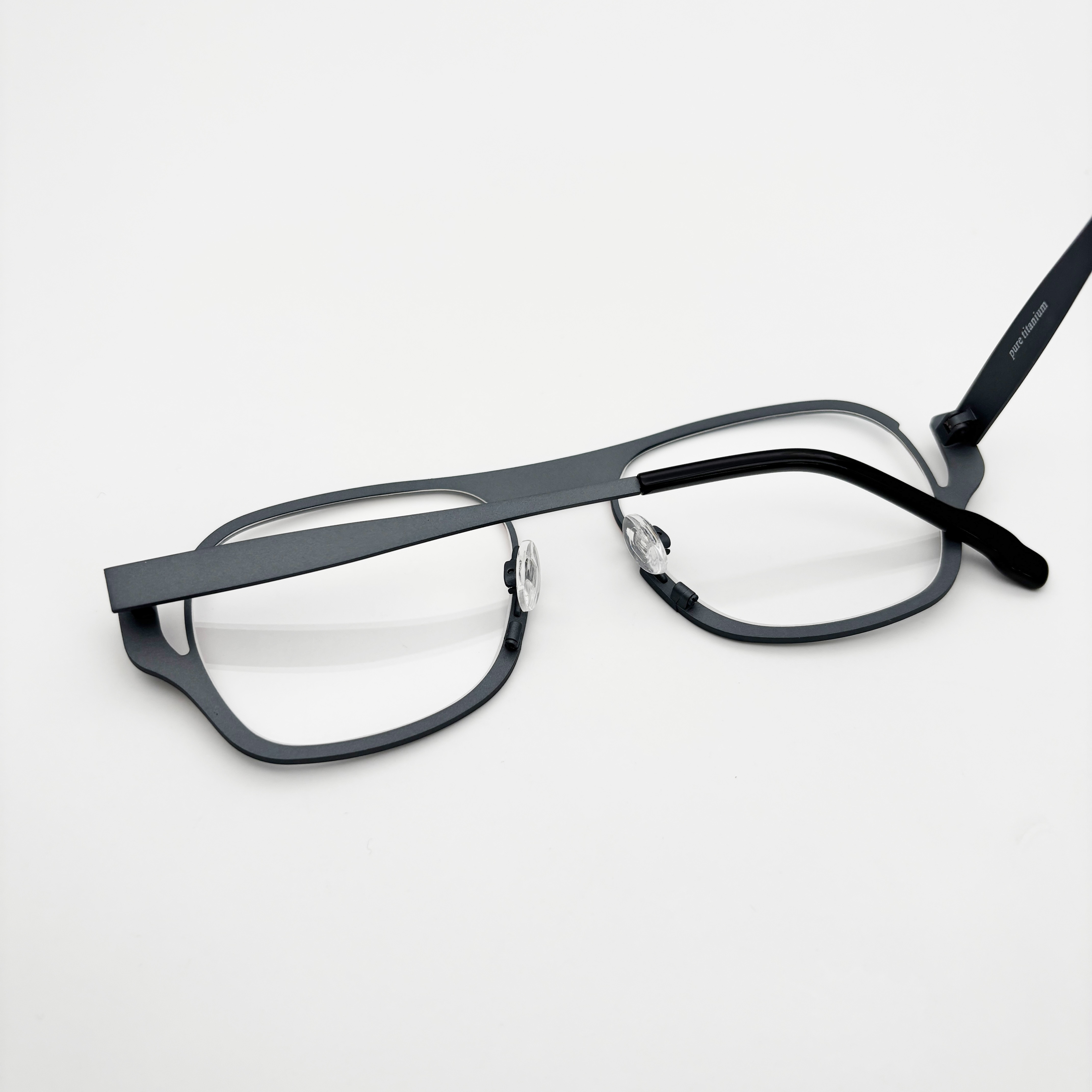 Prescription glasses, sunglasses,BelightOptical