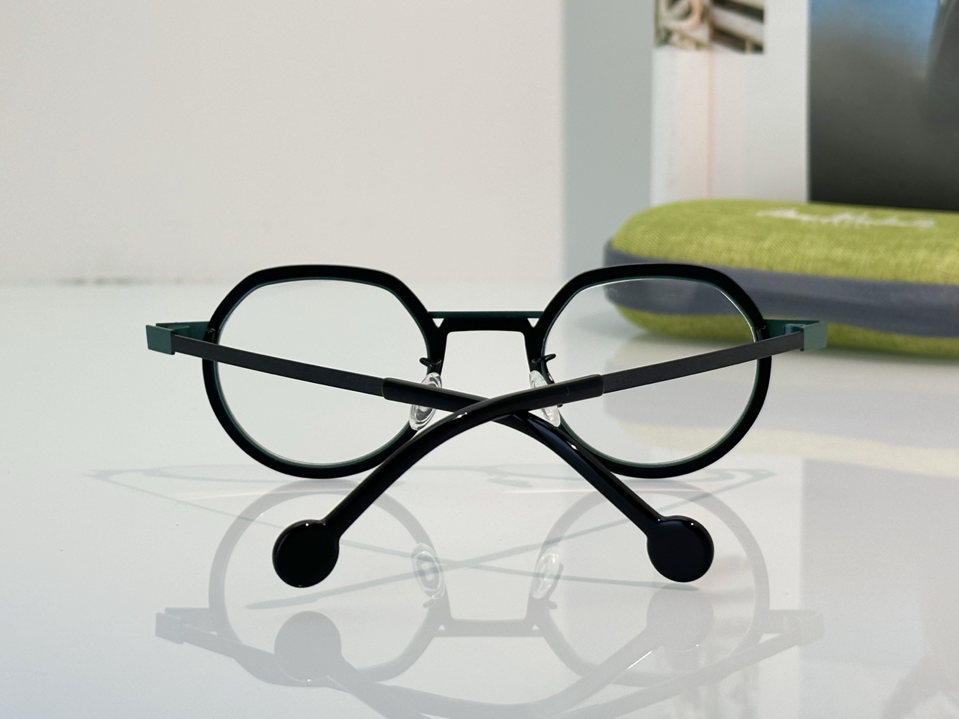 Prescription glasses, sunglasses,BelightOptical