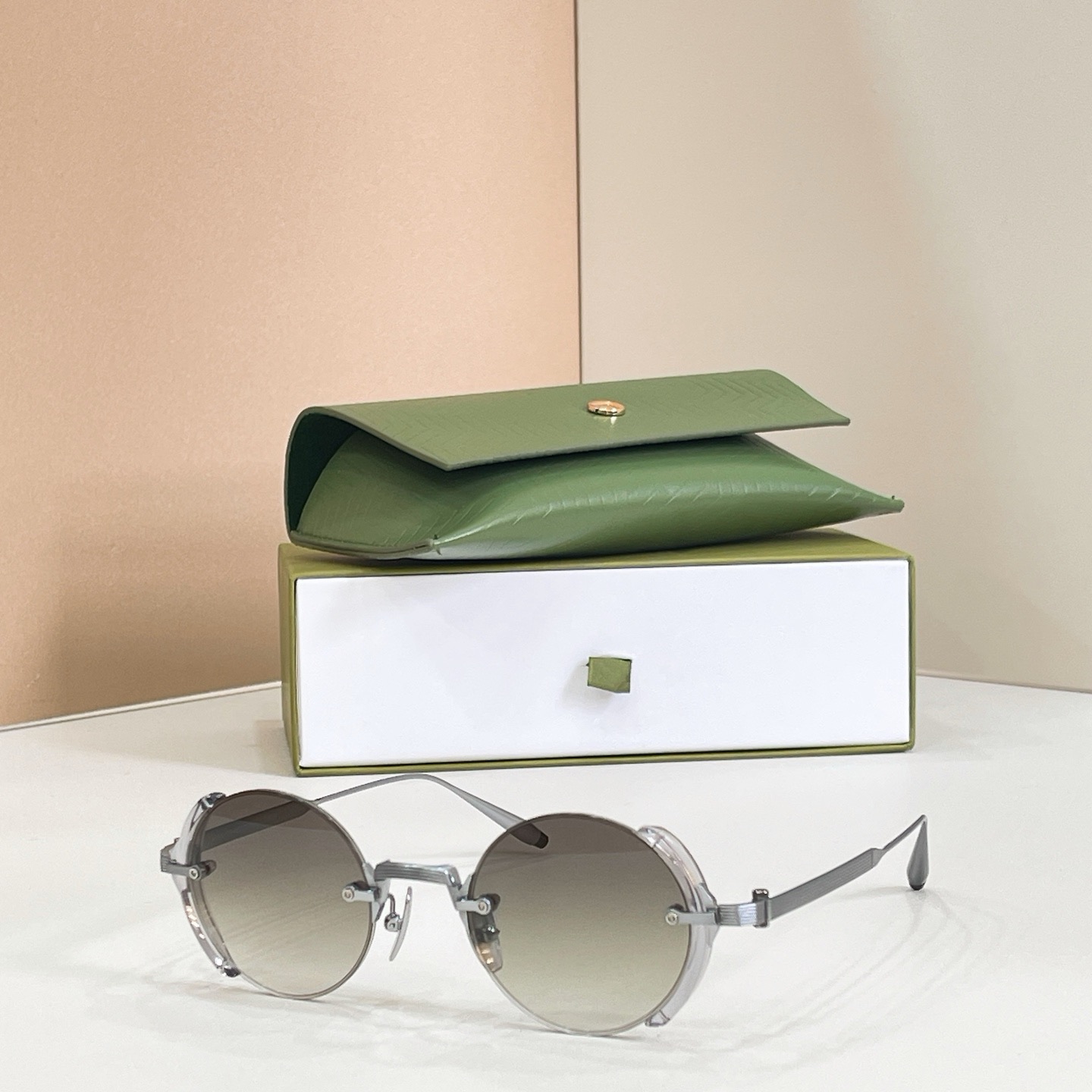 Prescription glasses, sunglasses,BelightOptical