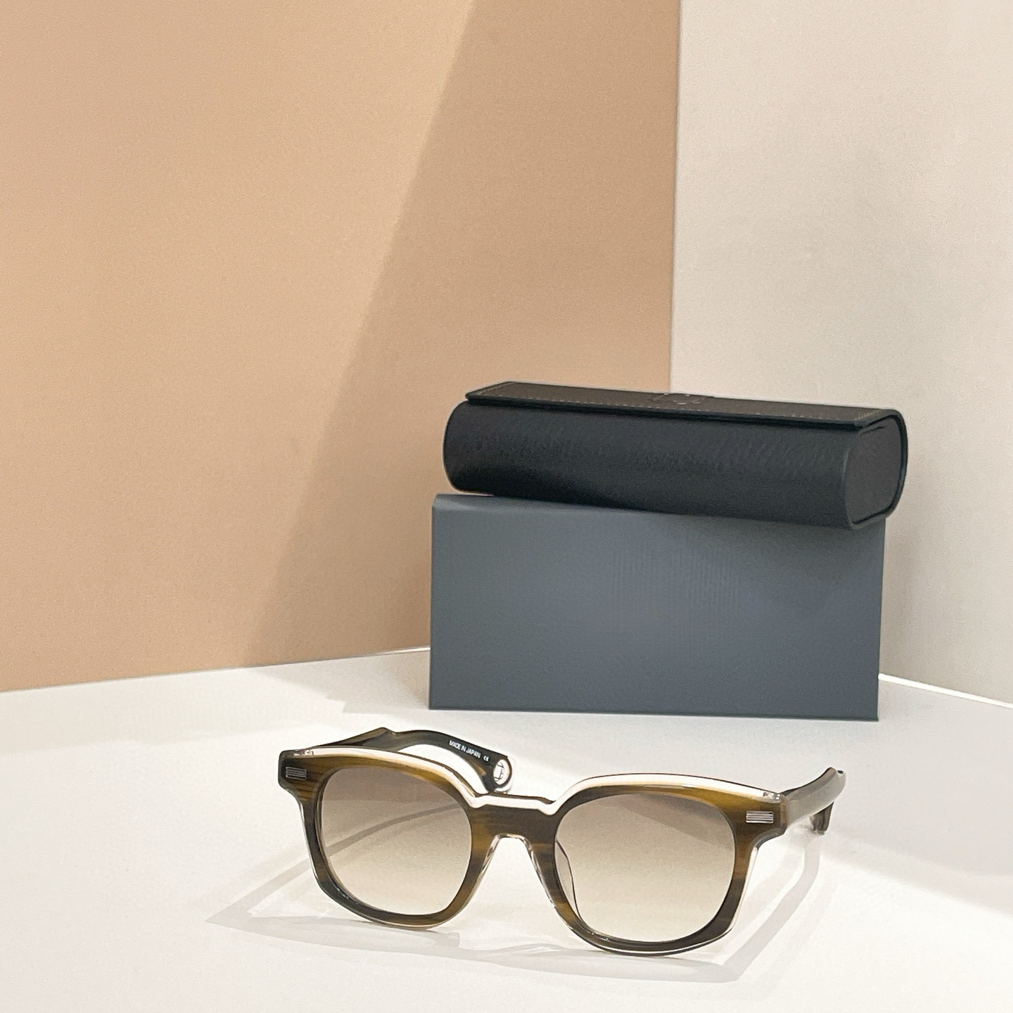 Prescription glasses, sunglasses,BelightOptical