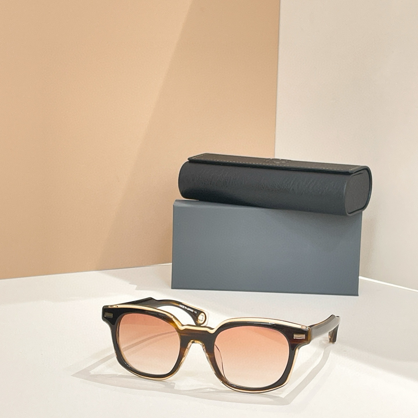 Prescription glasses, sunglasses,BelightOptical