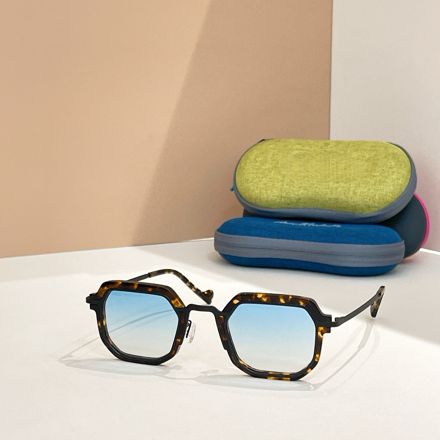 Prescription glasses, sunglasses,BelightOptical