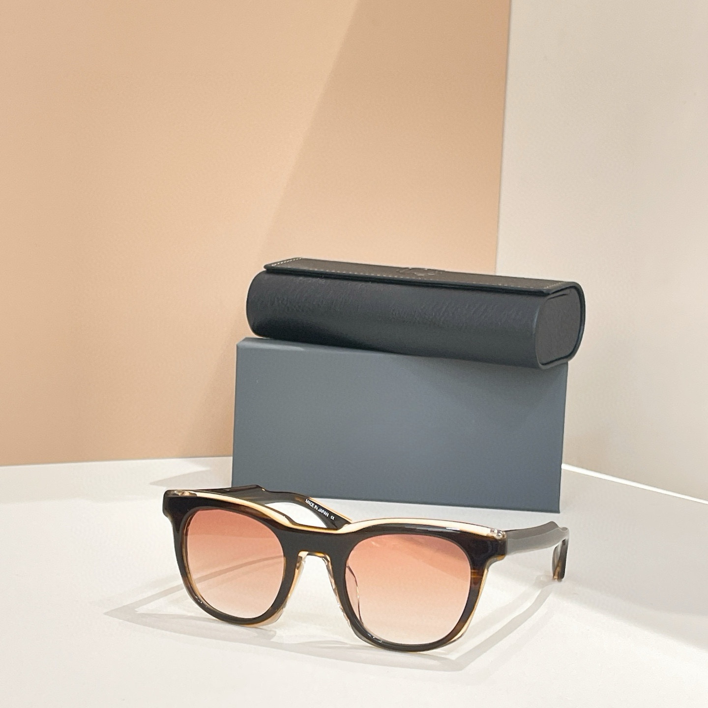 Prescription glasses, sunglasses,BelightOptical