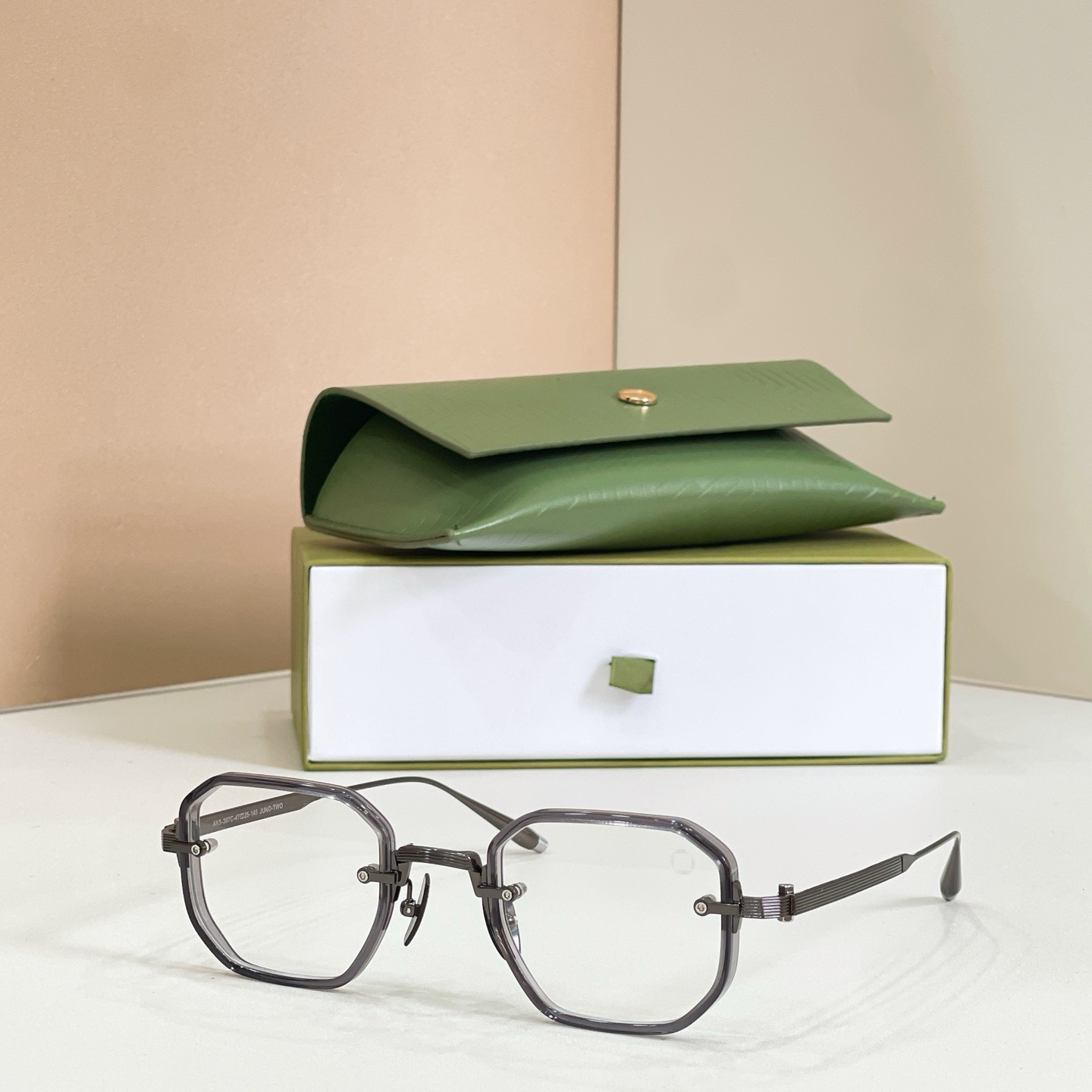 Prescription glasses, sunglasses,BelightOptical