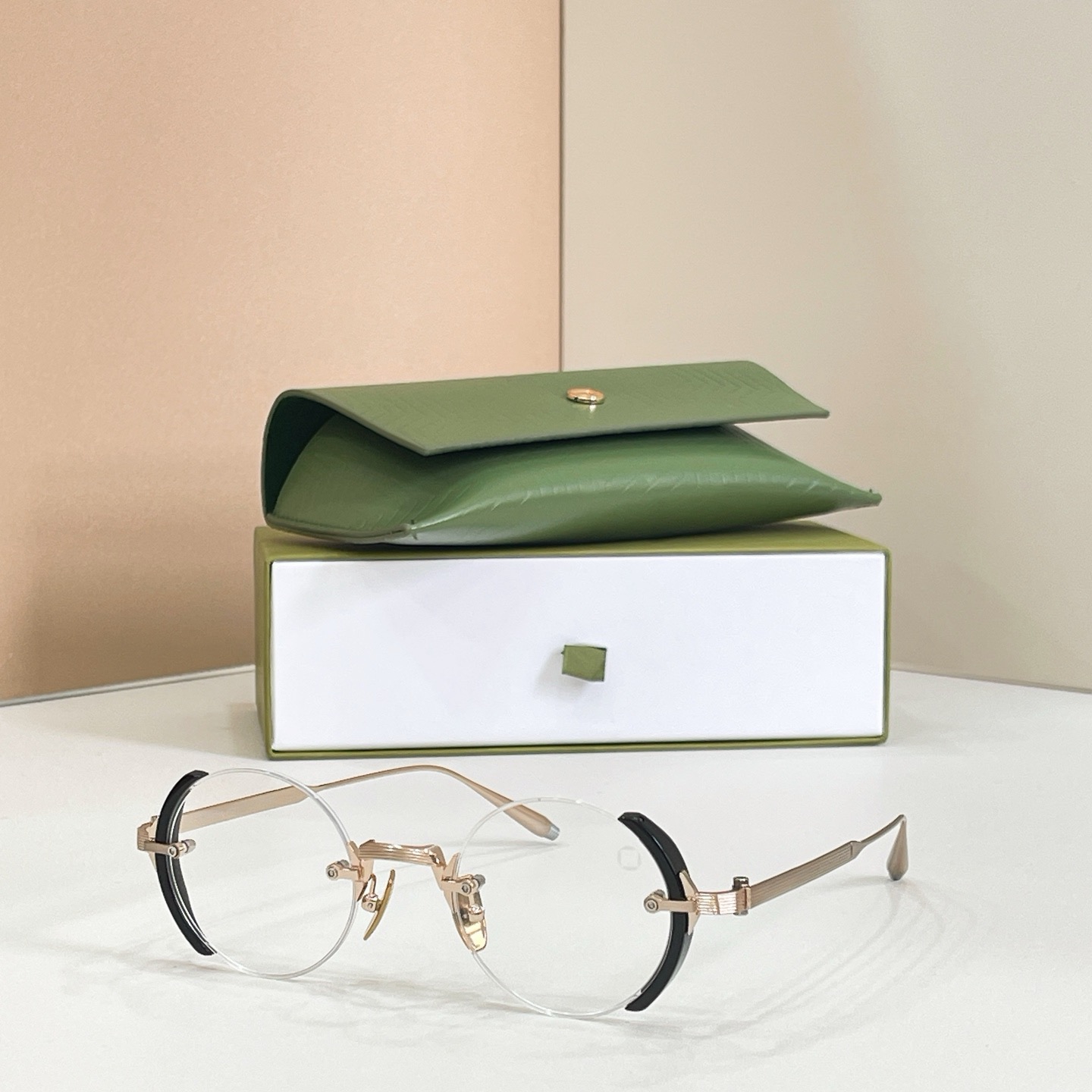 Prescription glasses, sunglasses,BelightOptical