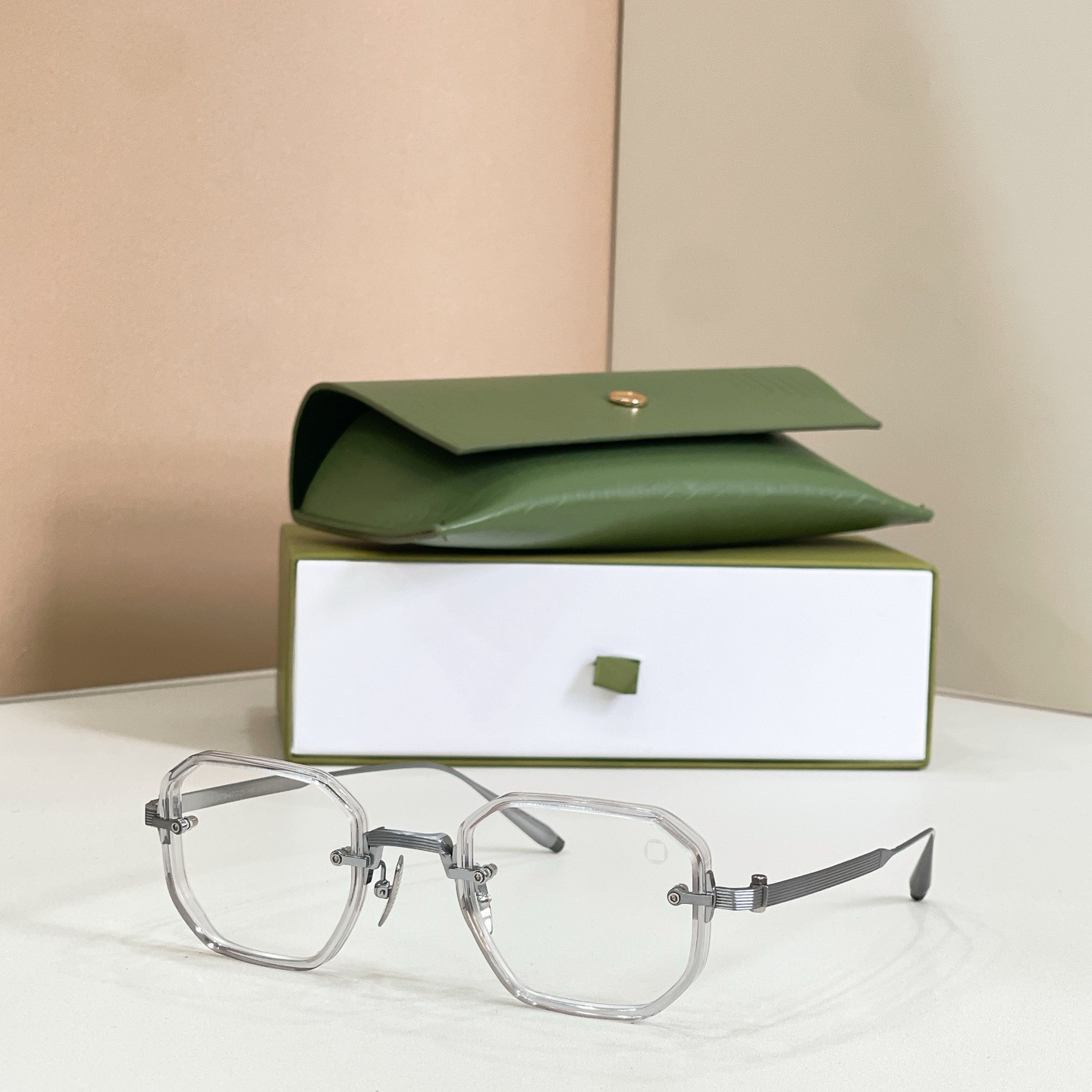 Prescription glasses, sunglasses,BelightOptical