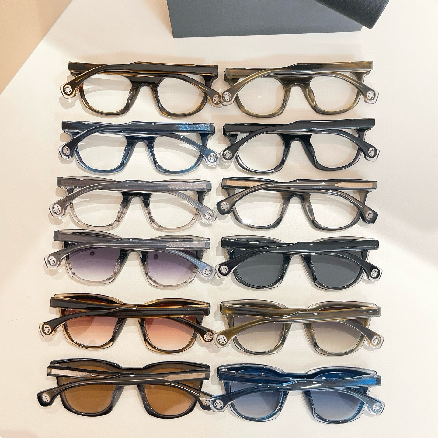 Prescription glasses, sunglasses,BelightOptical