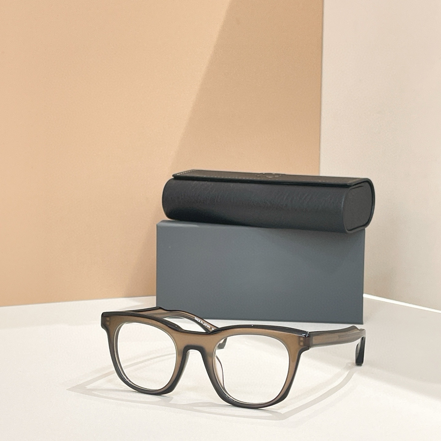 Prescription glasses, sunglasses,BelightOptical