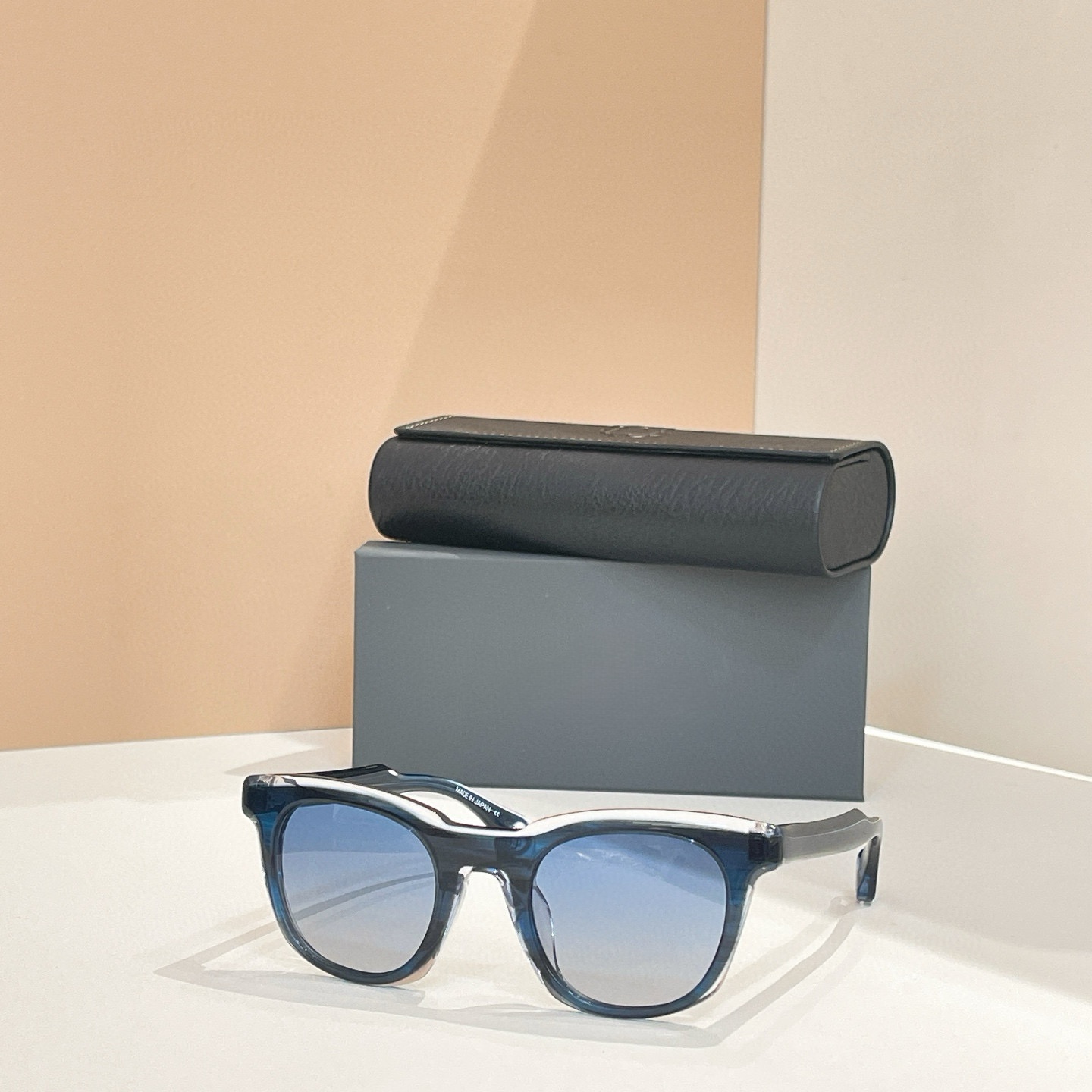 Prescription glasses, sunglasses,BelightOptical