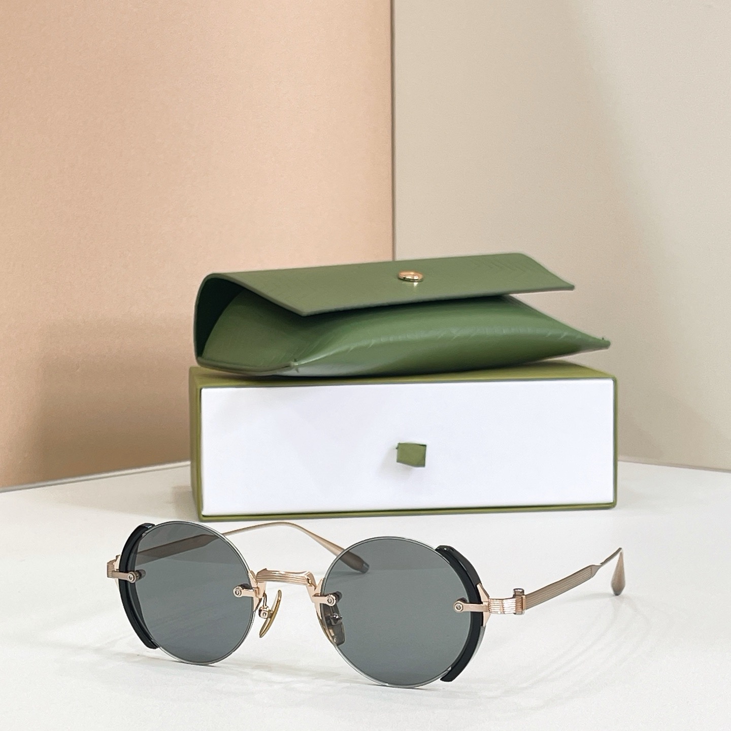 Prescription glasses, sunglasses,BelightOptical