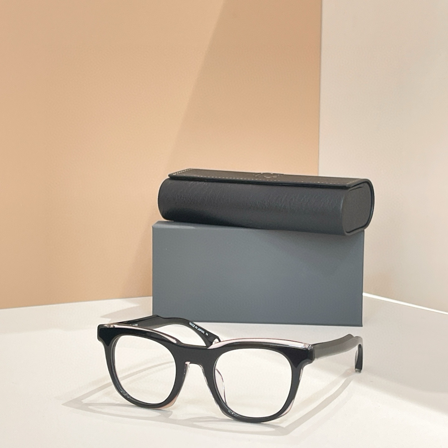 Prescription glasses, sunglasses,BelightOptical