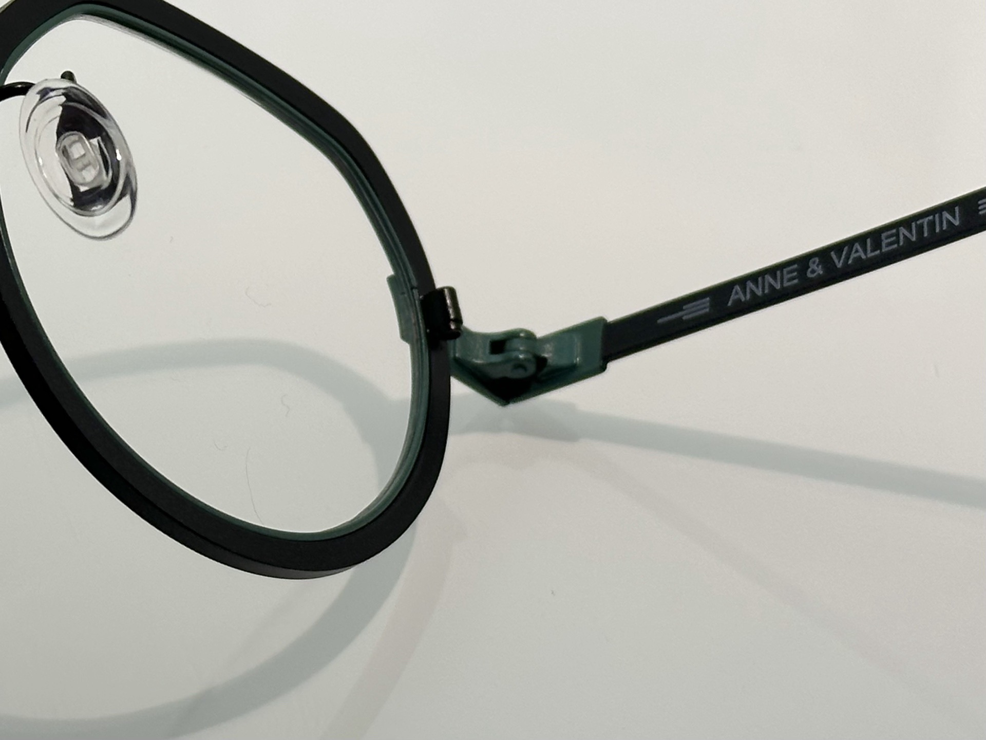 Prescription glasses, sunglasses,BelightOptical