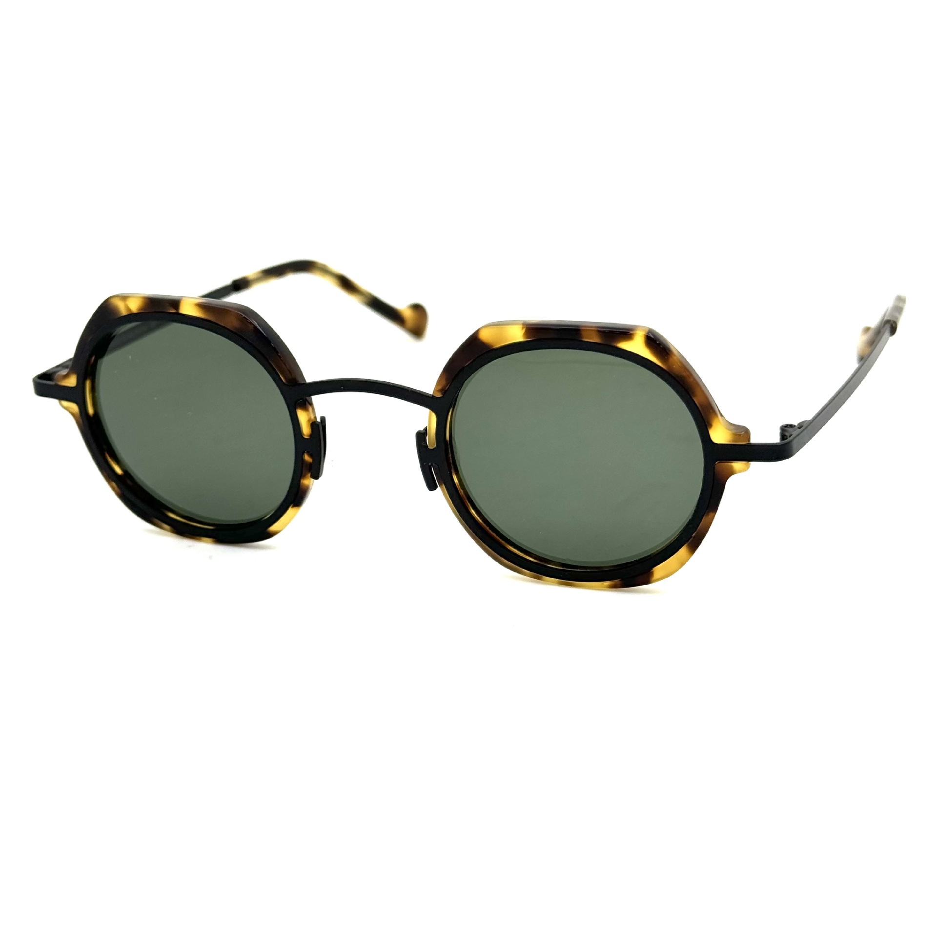 Prescription glasses, sunglasses,BelightOptical