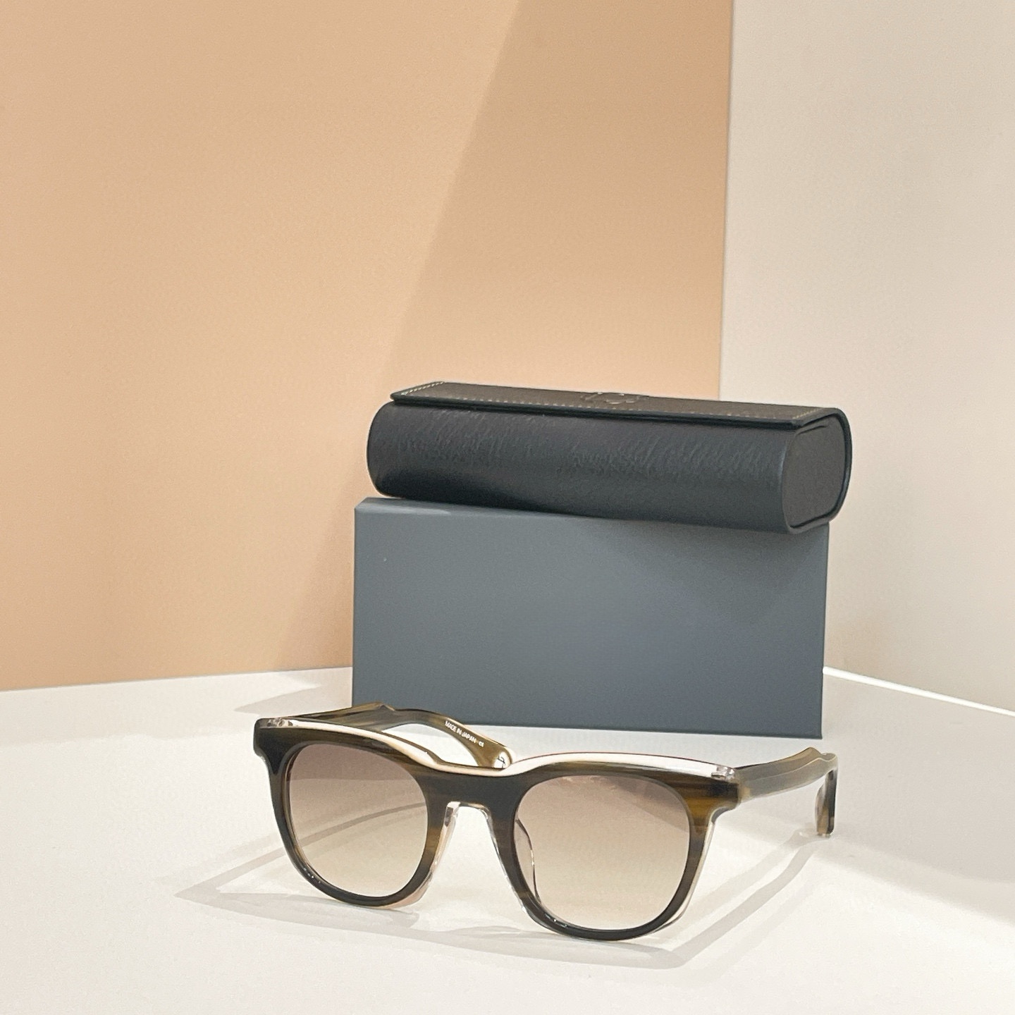 Prescription glasses, sunglasses,BelightOptical