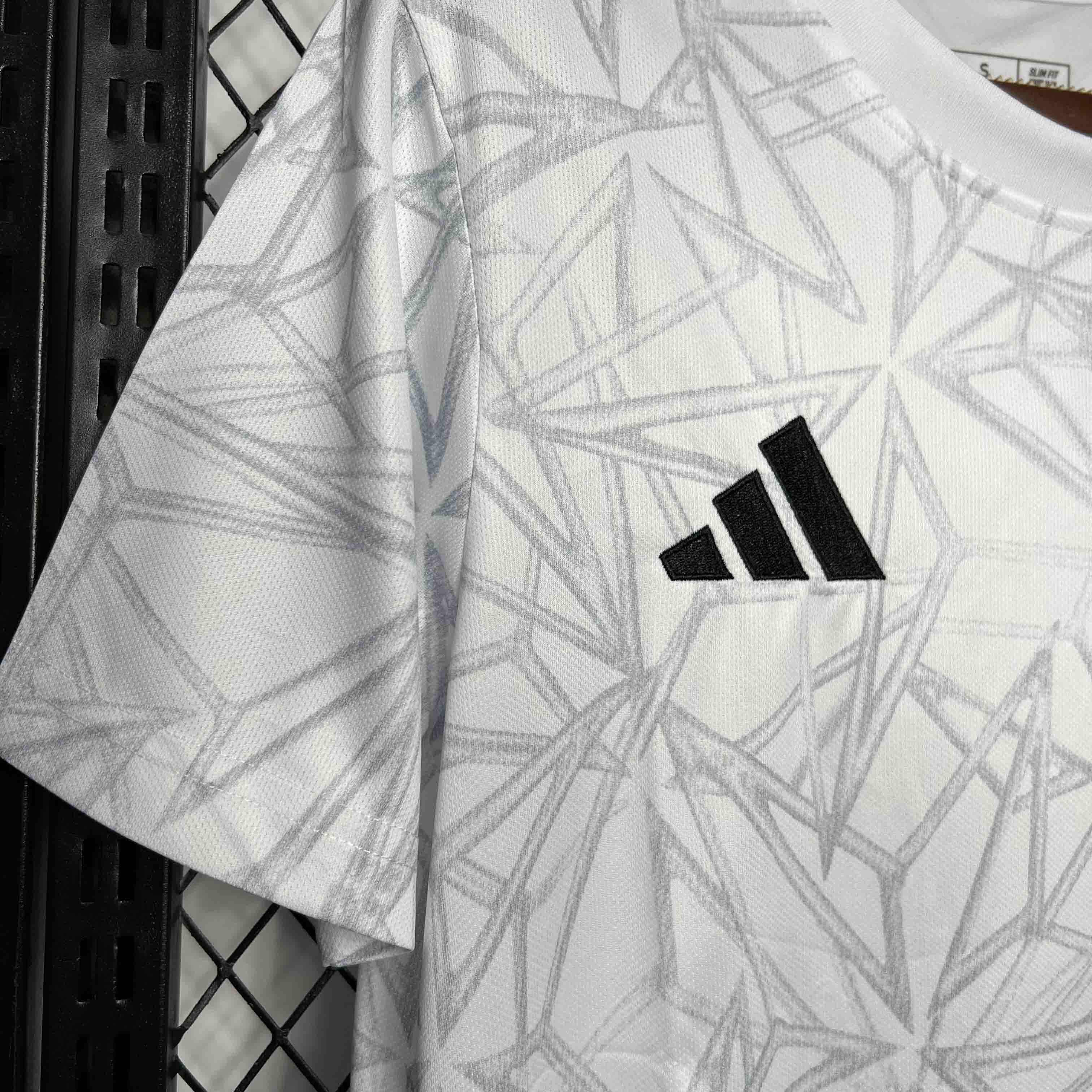 JerseysGala.com | Real Madrid 24-25 Training Jersey - Fans Version -Customize Name, Number and Patch | Worldwide Shipping