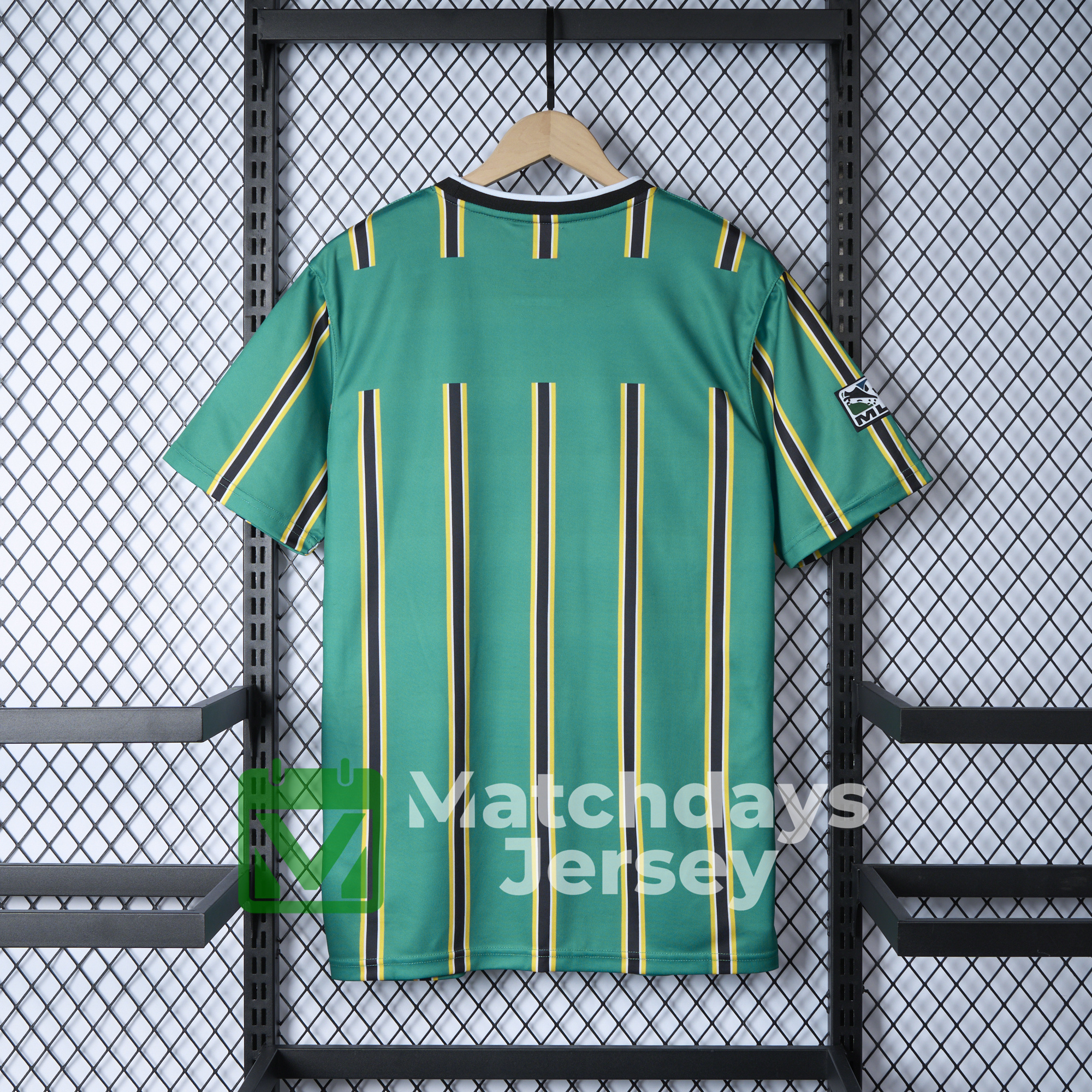 GlobeJersey-Retro La Galaxy 1999 Home Jersey