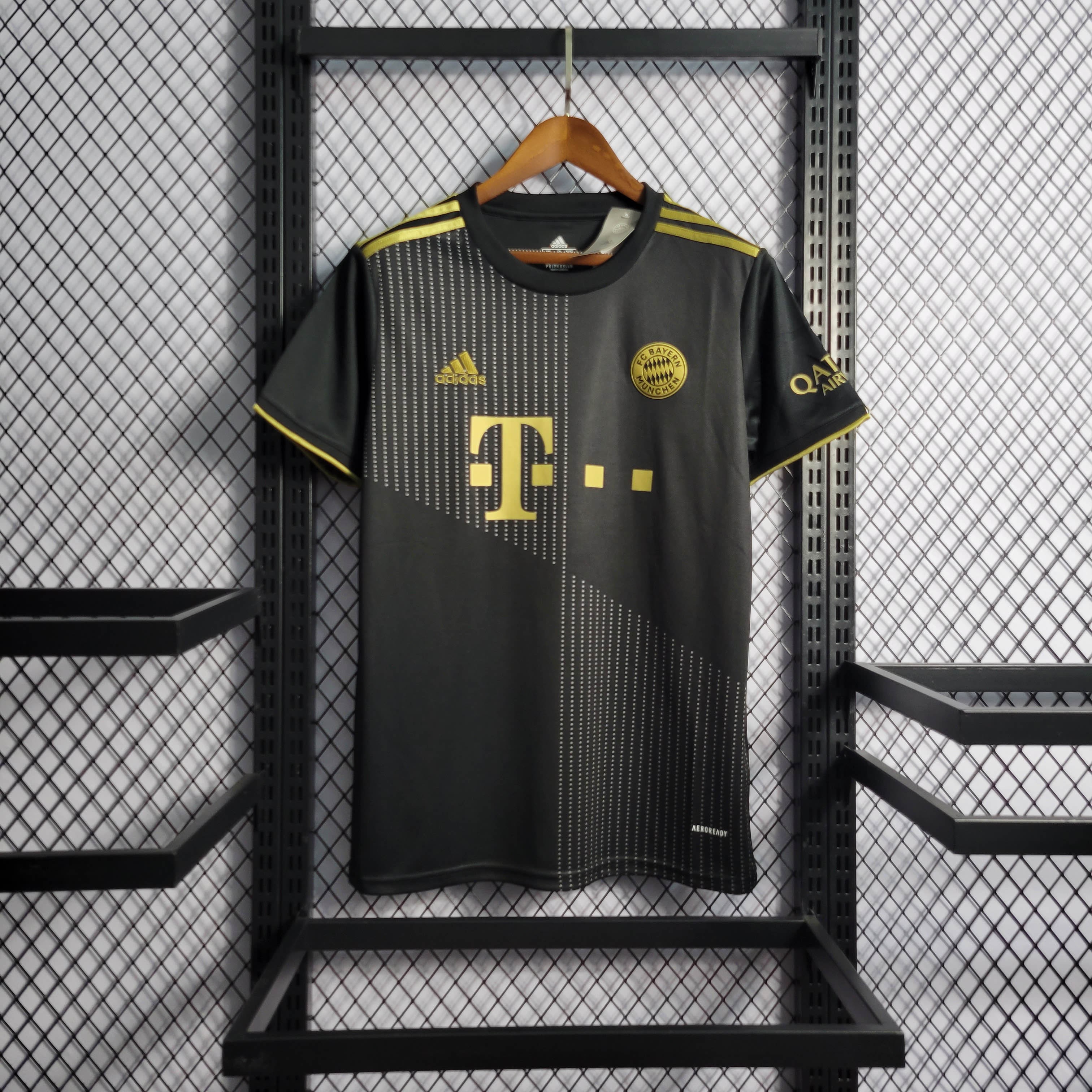Higojerseys-Retro Bayern Munich 21-22 Away Stadium Jersey