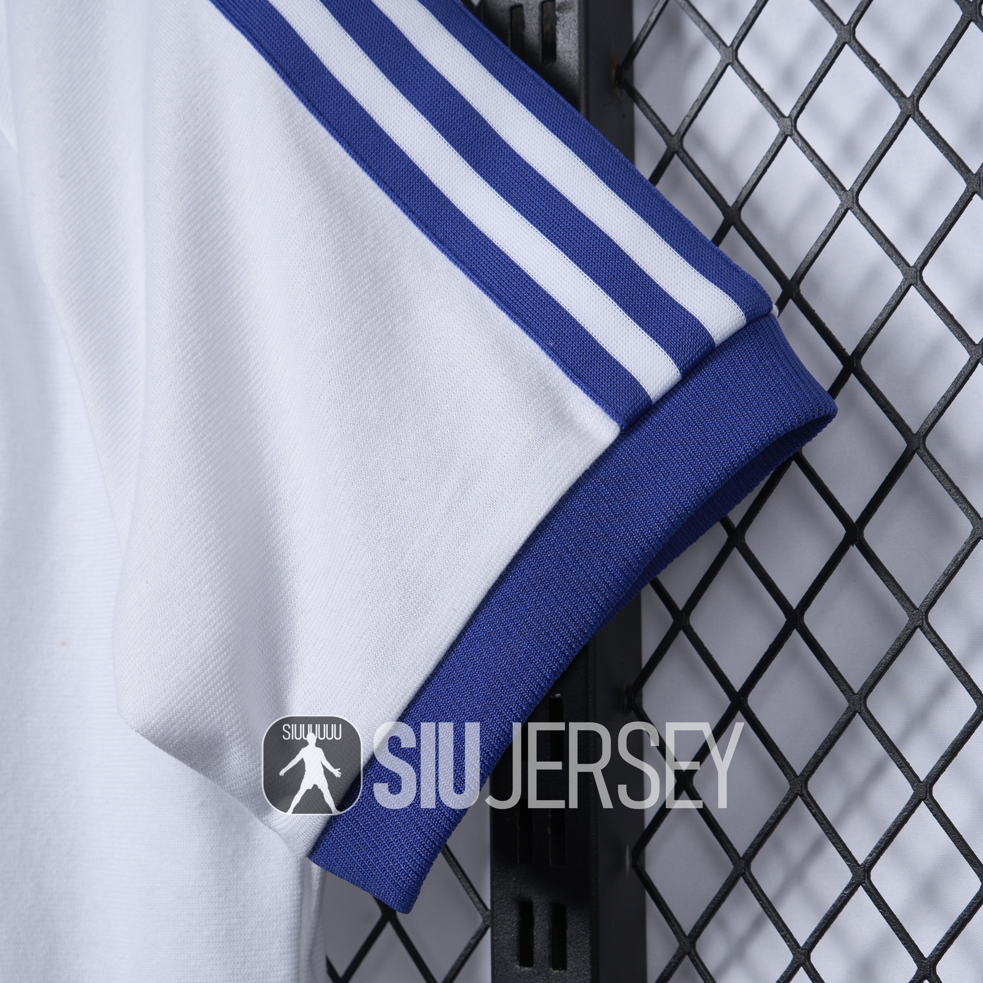 UltraTrikot-Real Madrid 24-25 Jude Bellingham 3 Stripes Men's T-Shirt