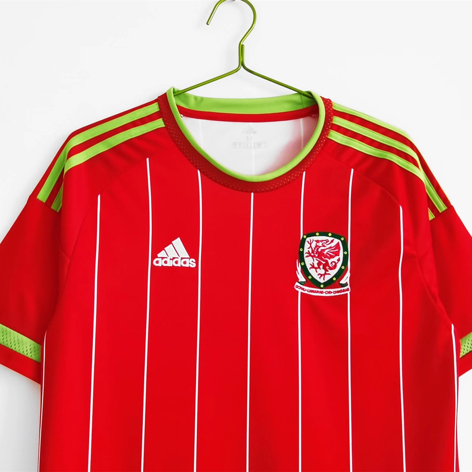 SIUjerseys-Retro Wales 2015 Home Stadium Jersey