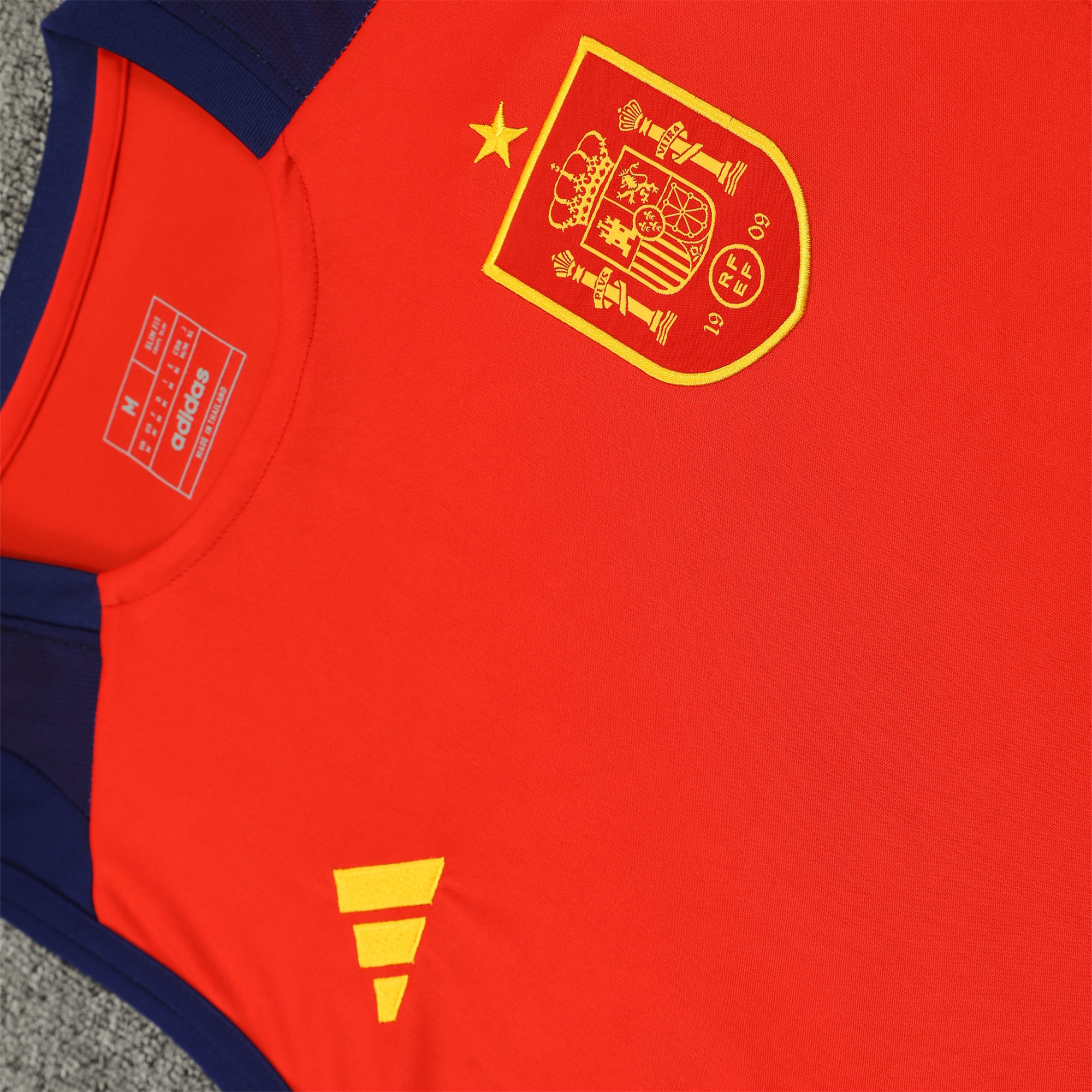 ManixJersey.com | Spain 24-25 Vest Training Set - Red -Customize Name, Number and Patch | Worldwide Shipping