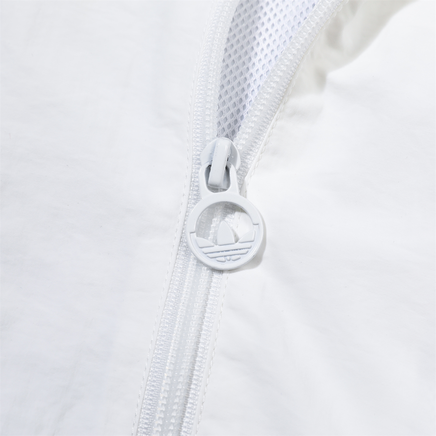 SIUjerseys-Real Madrid 24-25 Retro Style Player Windbreaker Jacket Suit - White & Orange