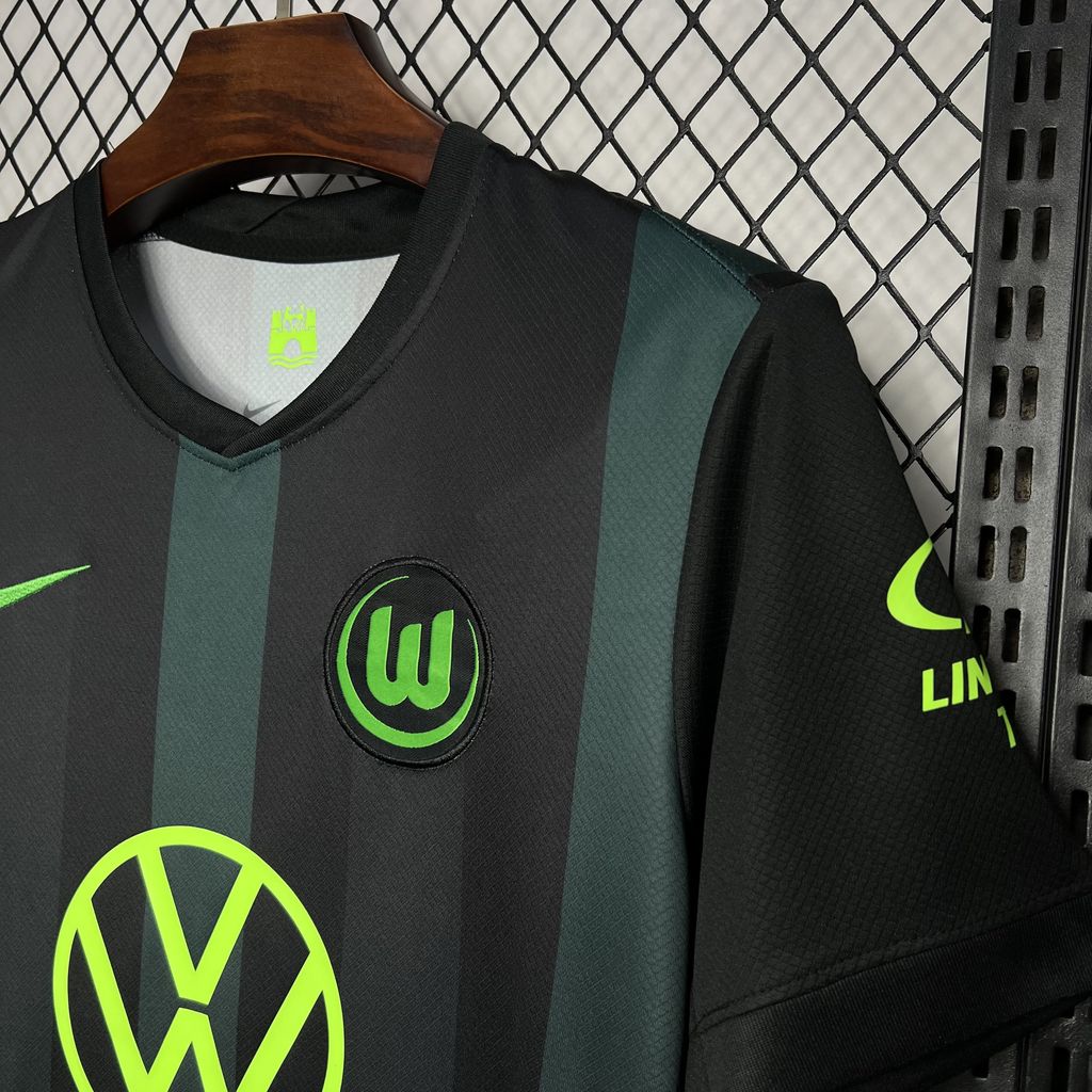 Wolfsburg 24-25 Away Jersey - Fans Version:football jersey mysite: unitedjerseyfootball 邓江浪:football