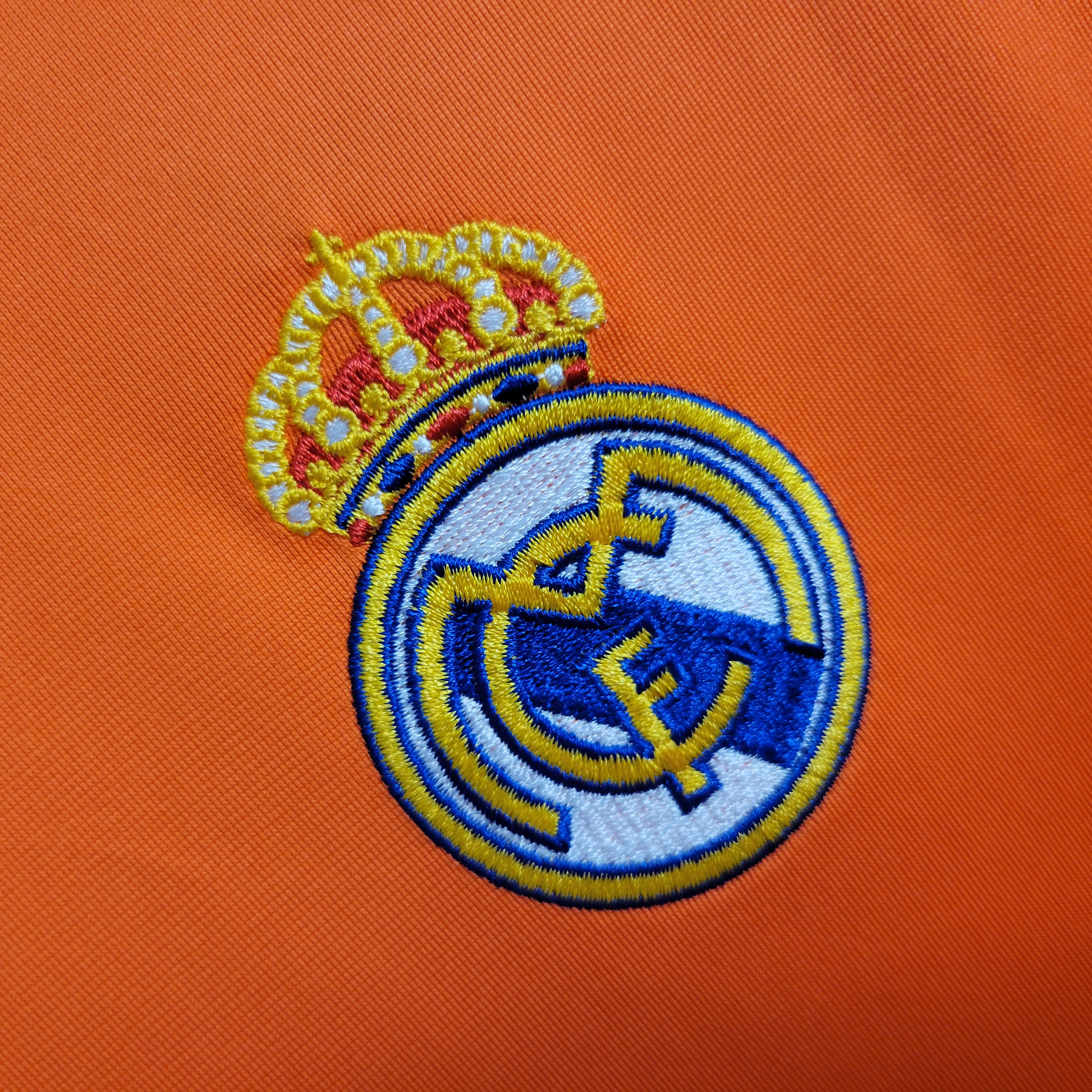 ManixJersey.com | Retro Real Madrid 13-14 Third Jersey -Customize Name, Number and Patch | Worldwide Shipping