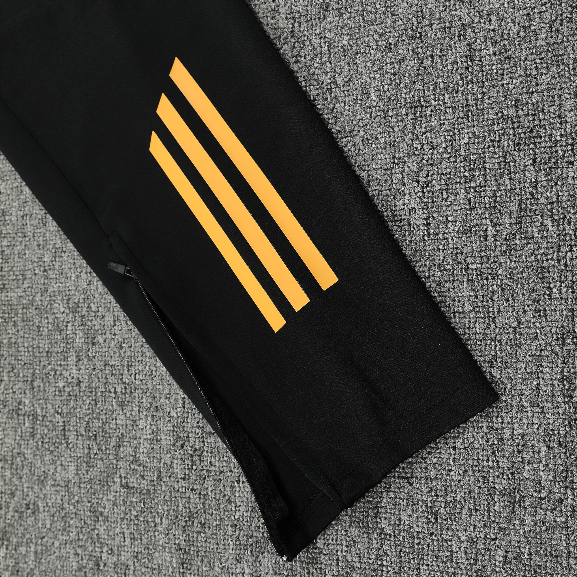 JerseysGala.com | Real Madrid 24-25 Long Sleeve Training Set - Black Gold -Customize Name, Number and Patch | Worldwide Shipping