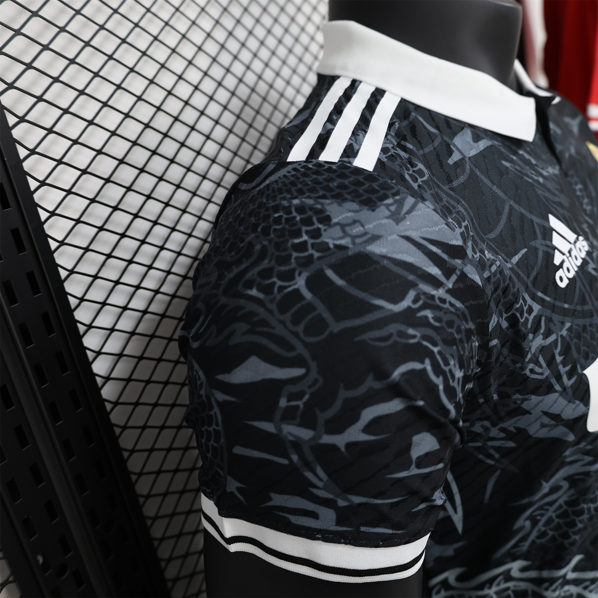 JerseysGala.com | Real Madrid 24-25 Black White Loong Jersey - Player Version -Customize Name, Number and Patch | Worldwide Shipping