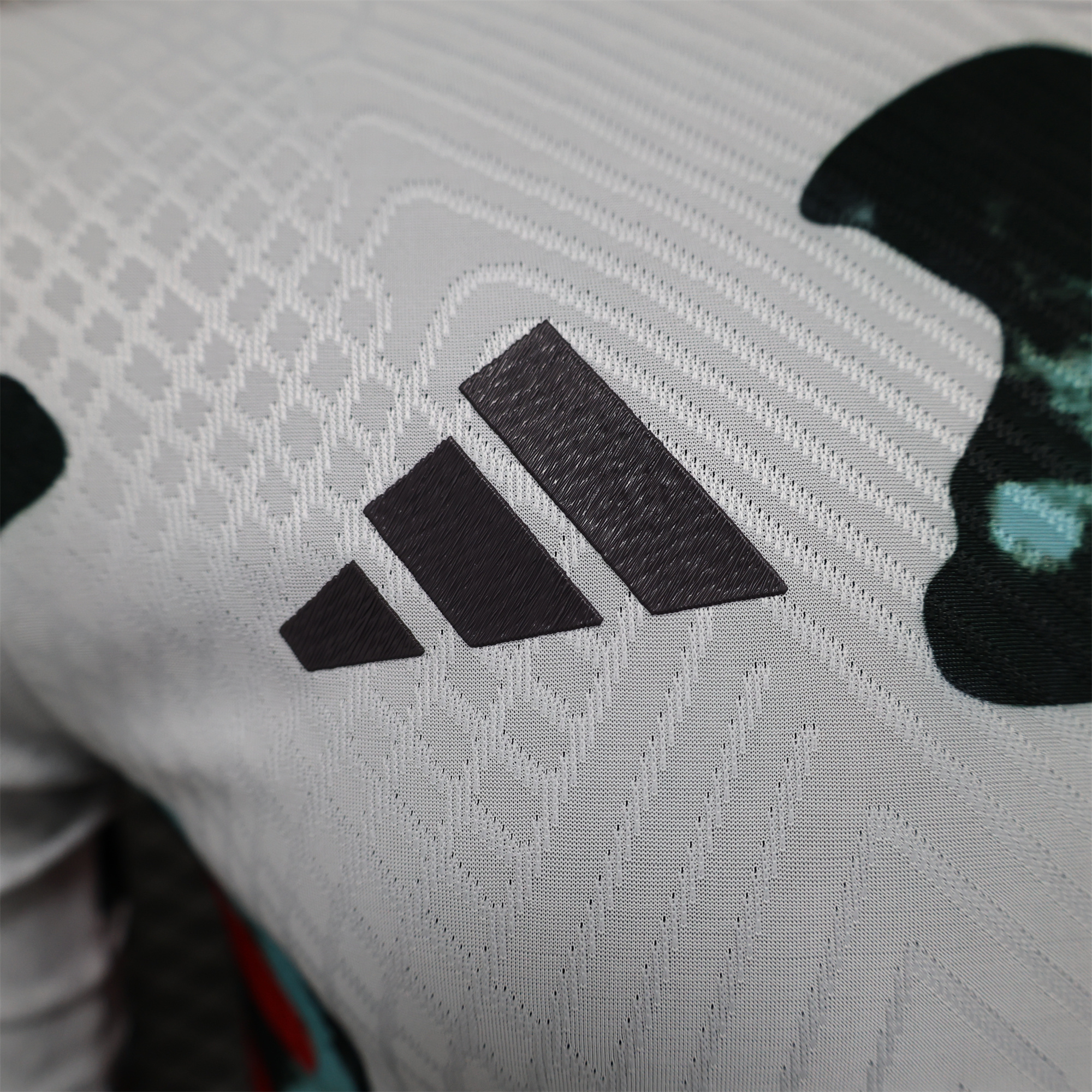 ManixJersey.com | Bayern Munich 24-25 Pre-Match Home 2 Jersey - Player Version -Customize Name, Number and Patch | Worldwide Shipping